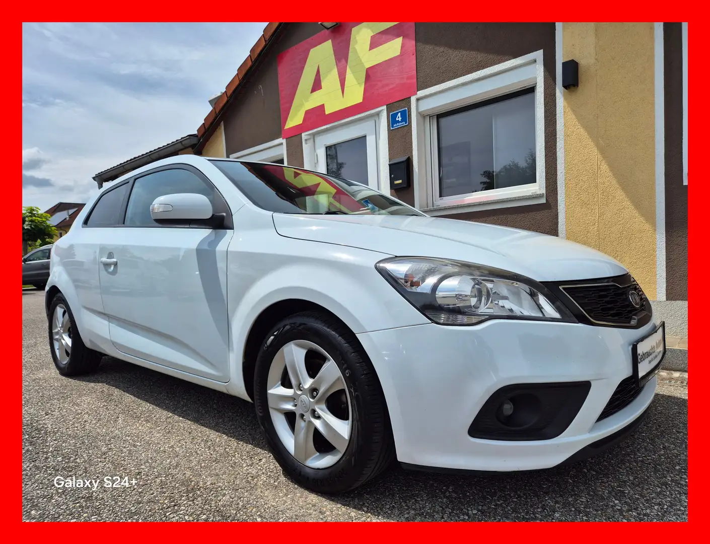 Kia Ceed / cee'd 1,6 CRDI Active Surf & Drive DPF ISG Weiß - 1