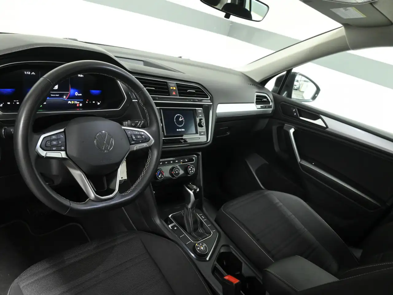 Volkswagen Tiguan снимка Volkswagen Tiguan