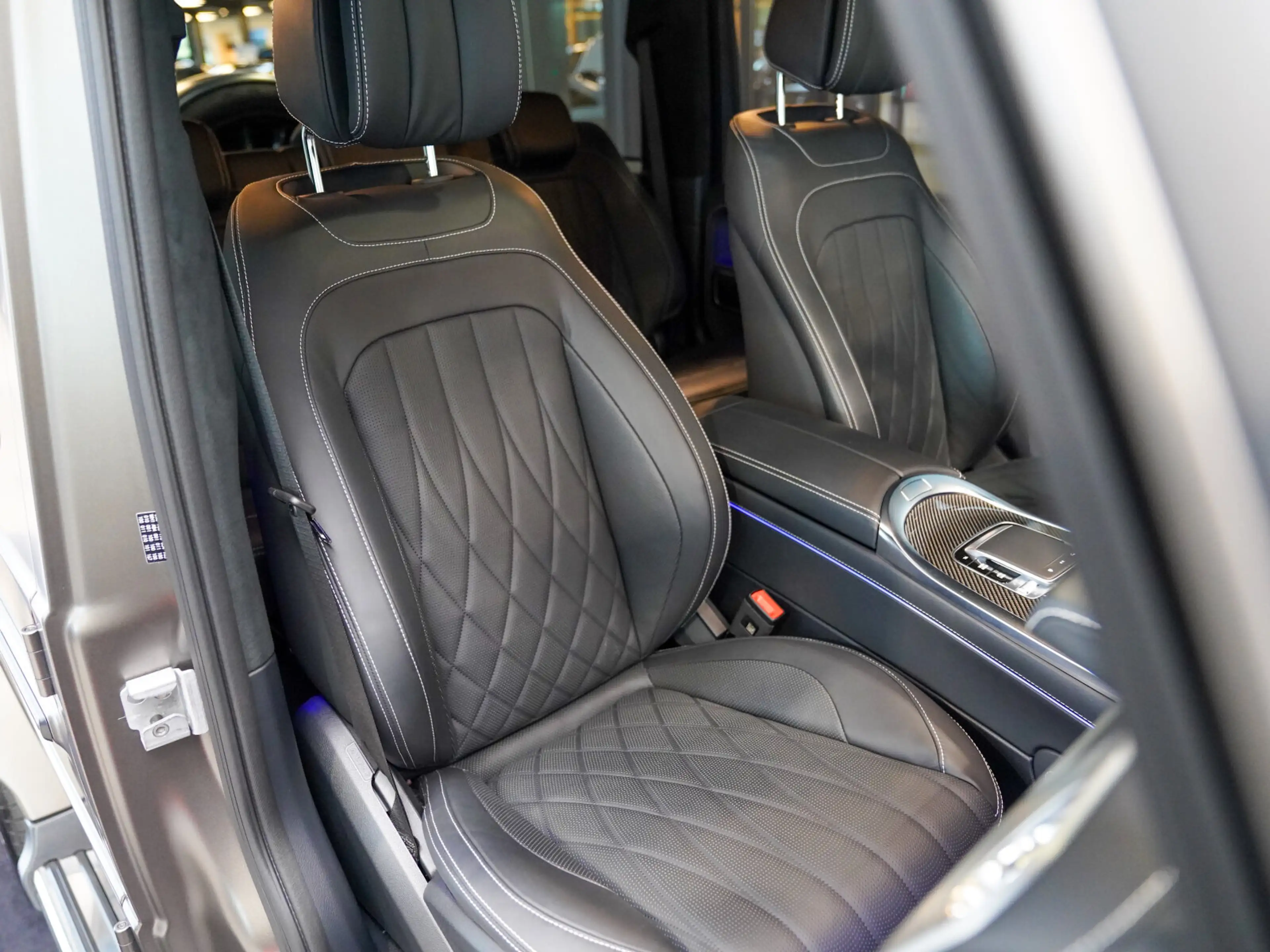 Mercedes-Benz G 500 G 500 AMG Line Night SUPERIOR monza MATT Carbon — photo 10