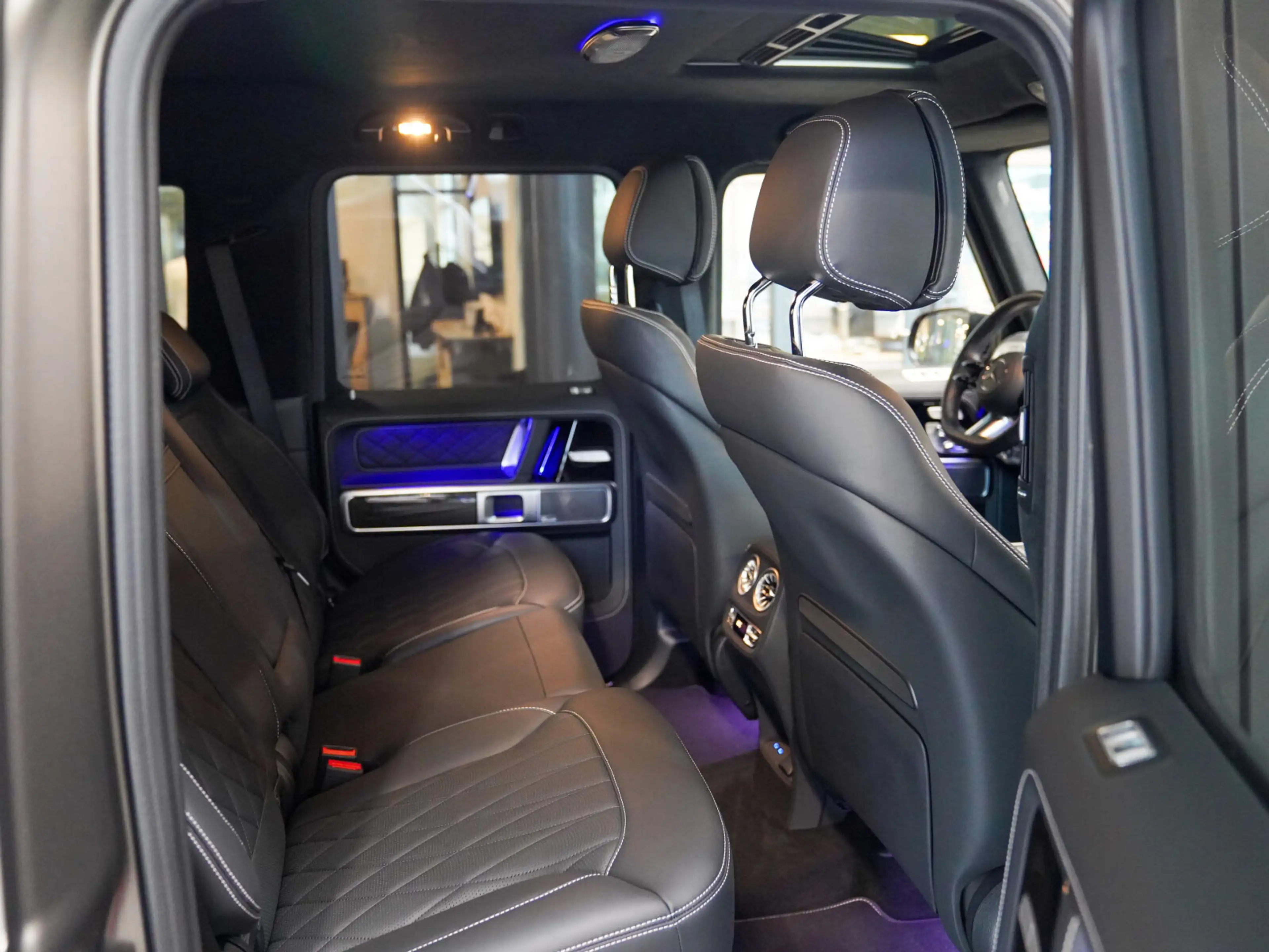 Mercedes-Benz G 500 G 500 AMG Line Night SUPERIOR monza MATT Carbon — photo 14