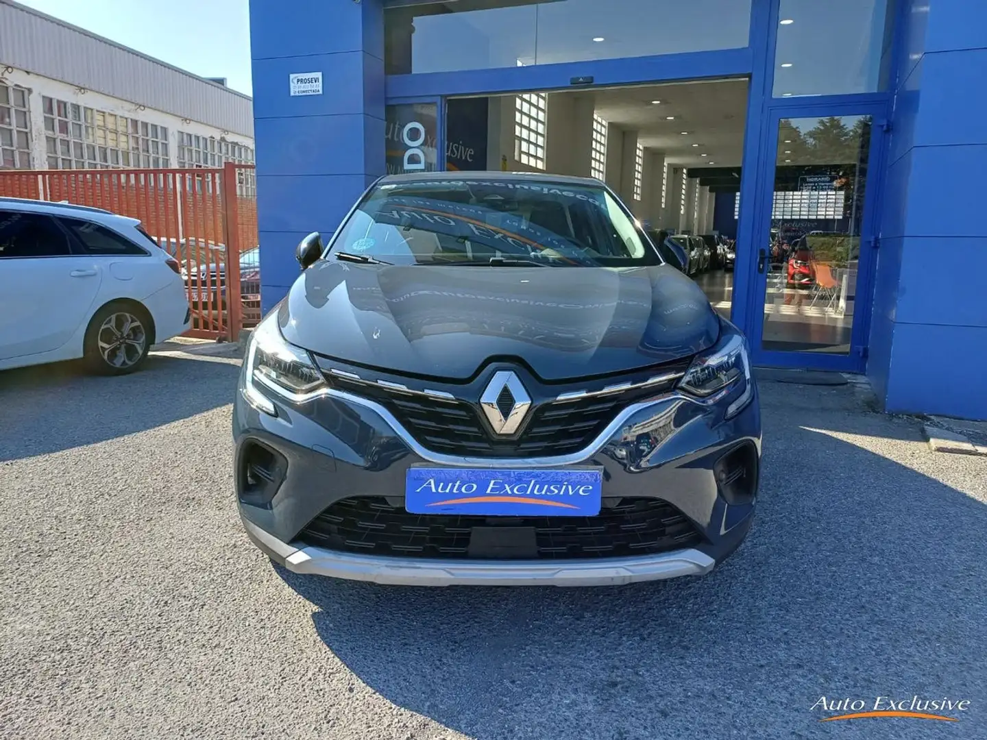 Renault Captur TCe Intens 74kW Gris - 2