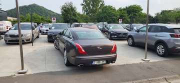 XJ V6 3.0 - 275 Diesel S SuperSport Empattement Court A