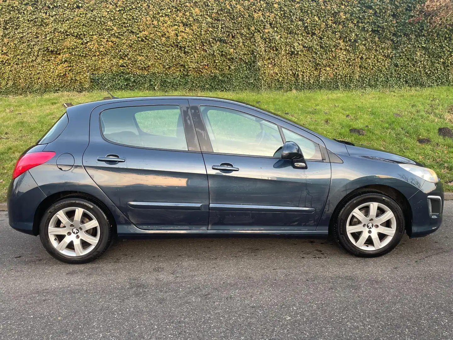 Peugeot 308 SW 1.6 VTi Blue Lease Executive - Clima - Cruise - Blauw - 2