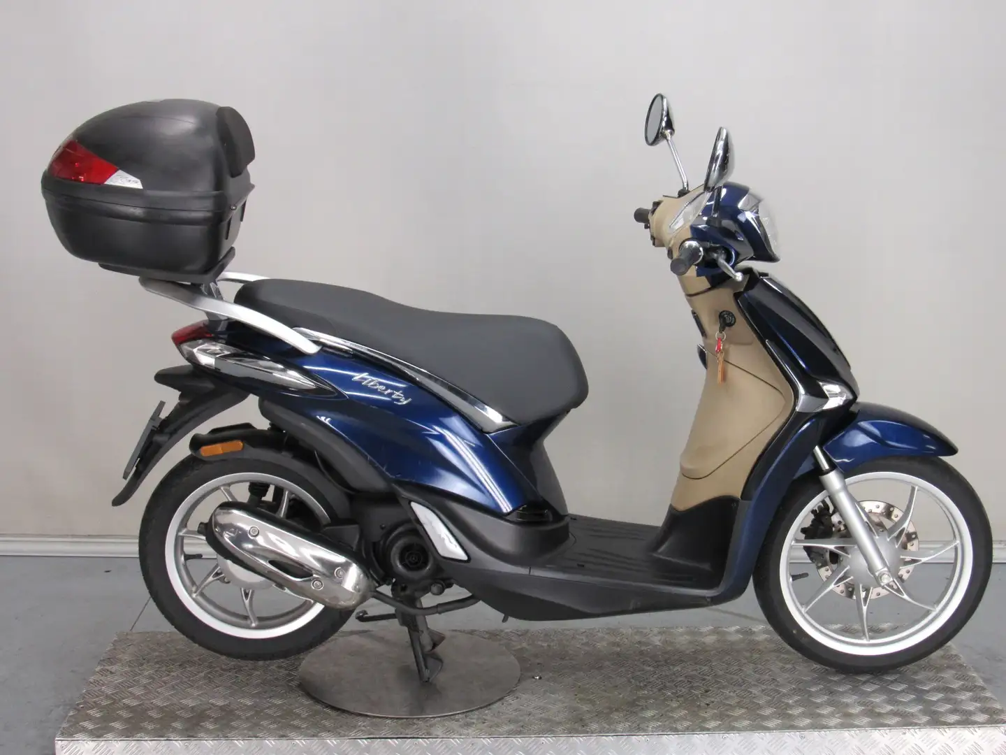 Piaggio Liberty 50 4T Blu/Azzurro - 1