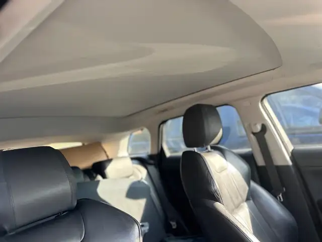 Land Rover Range Rover Evoque view 5