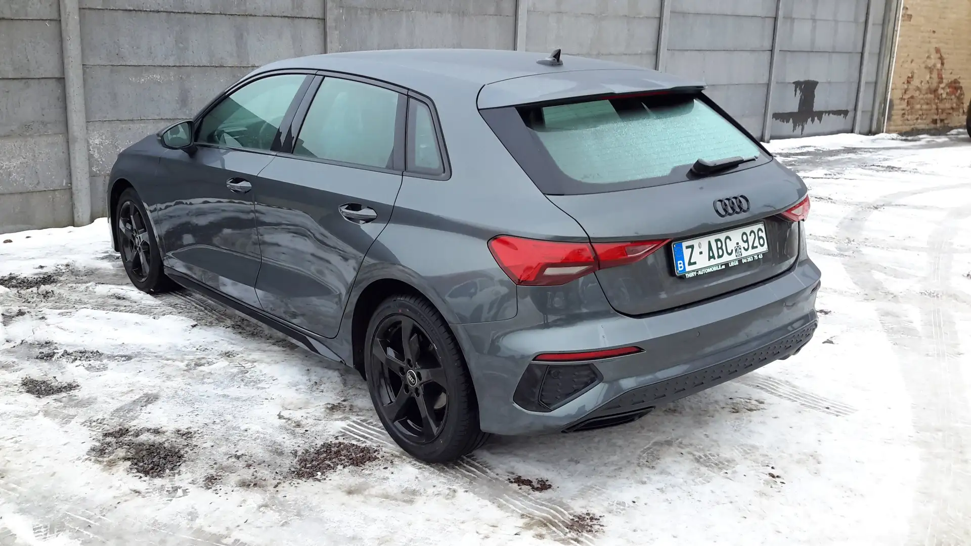 Audi A3 30tfsi S-TRONIC advanced Gris - 2