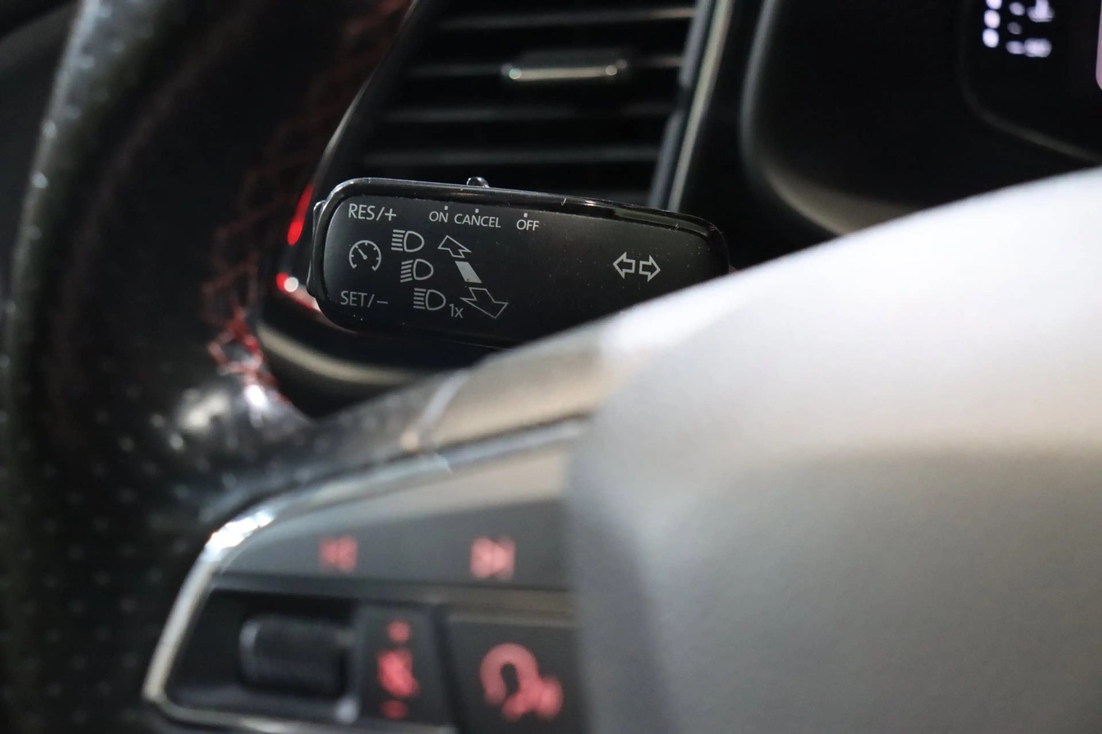 SEAT Leon 1.5 TSI FR Launch Edition | Beats | Ex Lease — photo 14