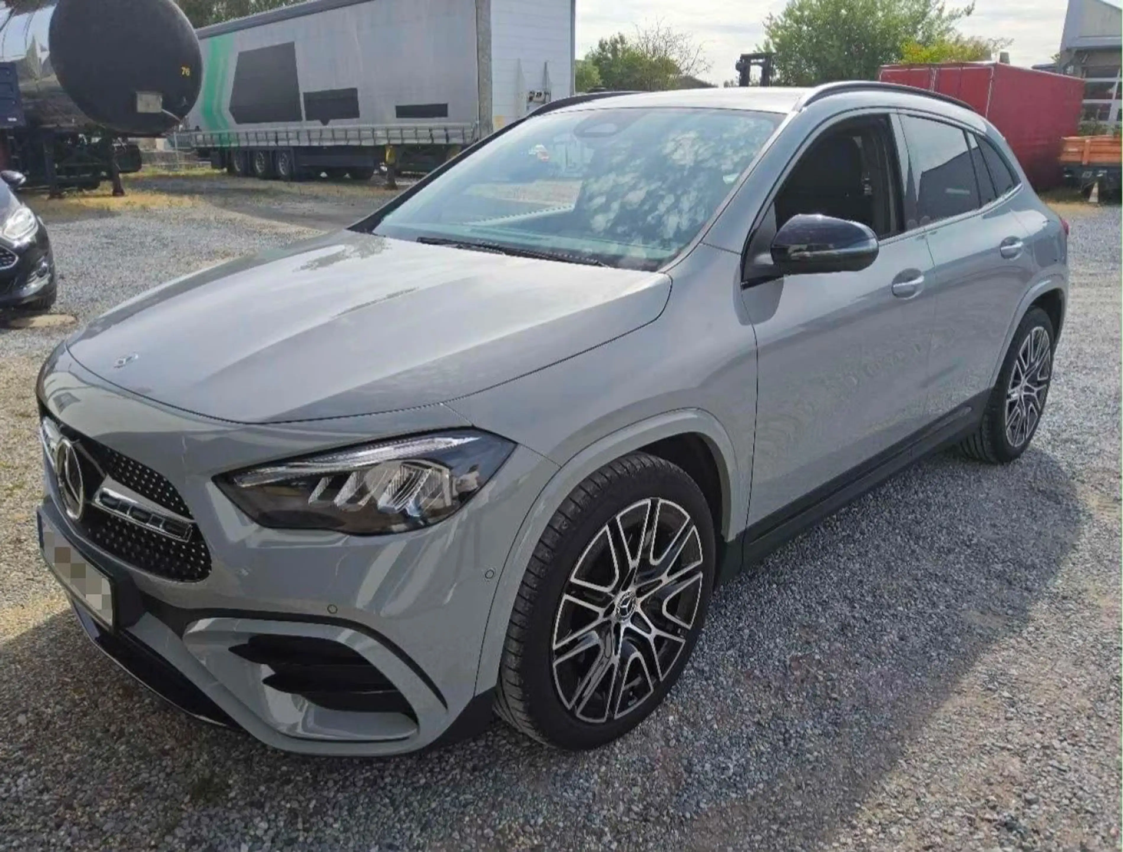 Mercedes-Benz GLA 200 d AMG Line - PANORAMA   ANHÄNGERKUPPLUNG