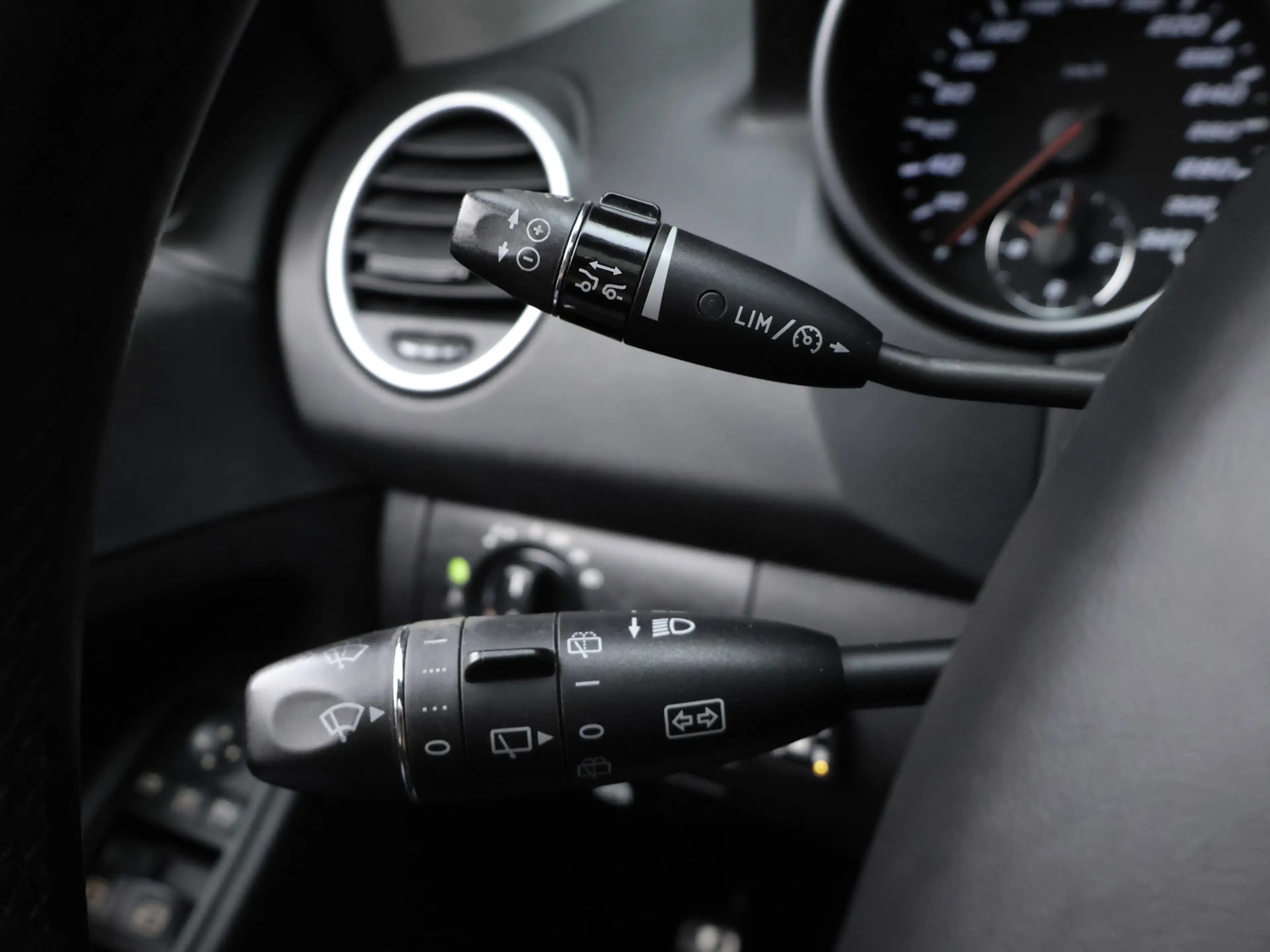 Mercedes-Benz ML 63 AMG M-klasse sport (SCHUIFDAK,NAVI,CAMERA,STOELVERWARM — photo 8