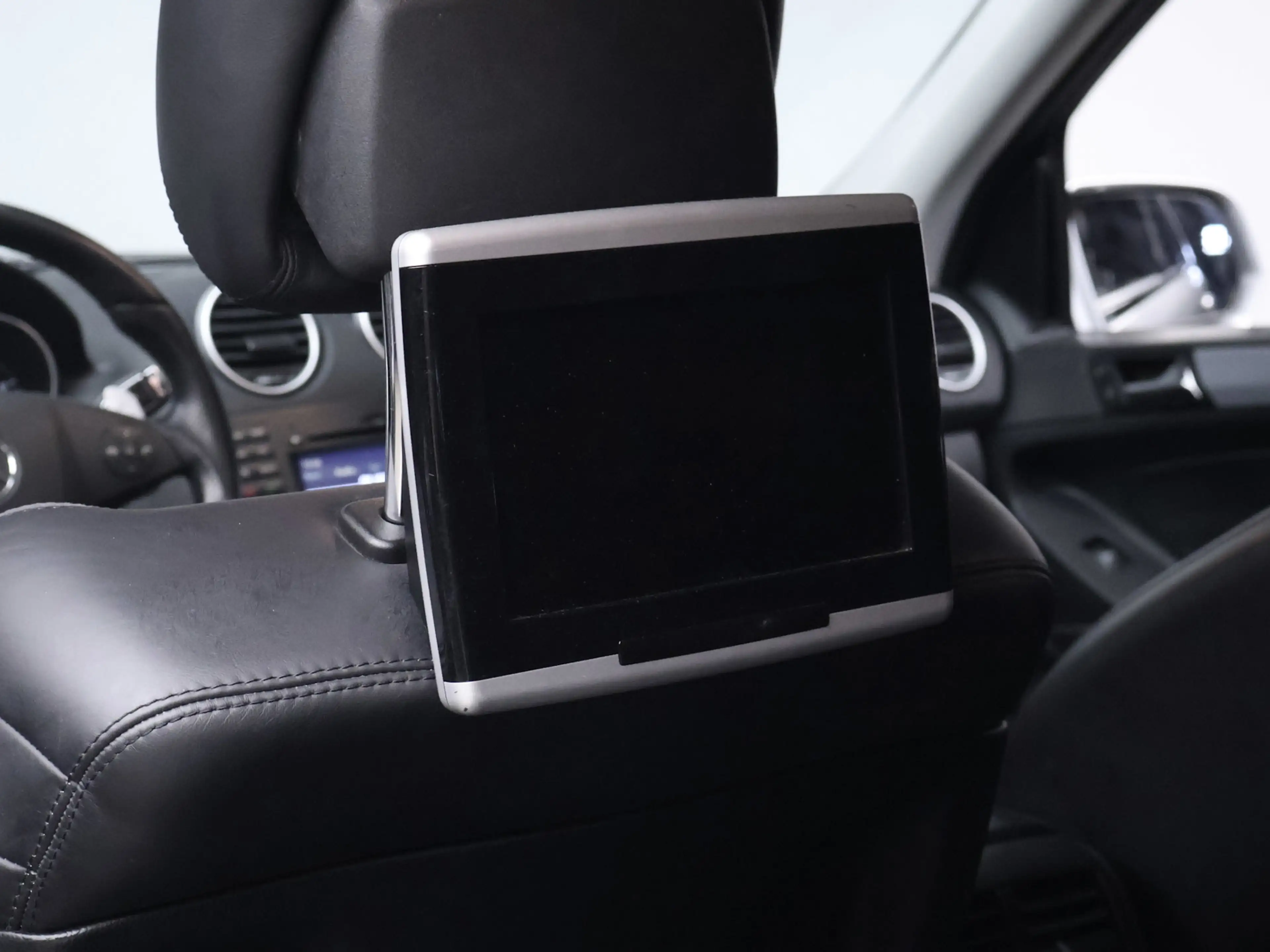 Mercedes-Benz ML 63 AMG M-klasse sport (SCHUIFDAK,NAVI,CAMERA,STOELVERWARM — photo 29