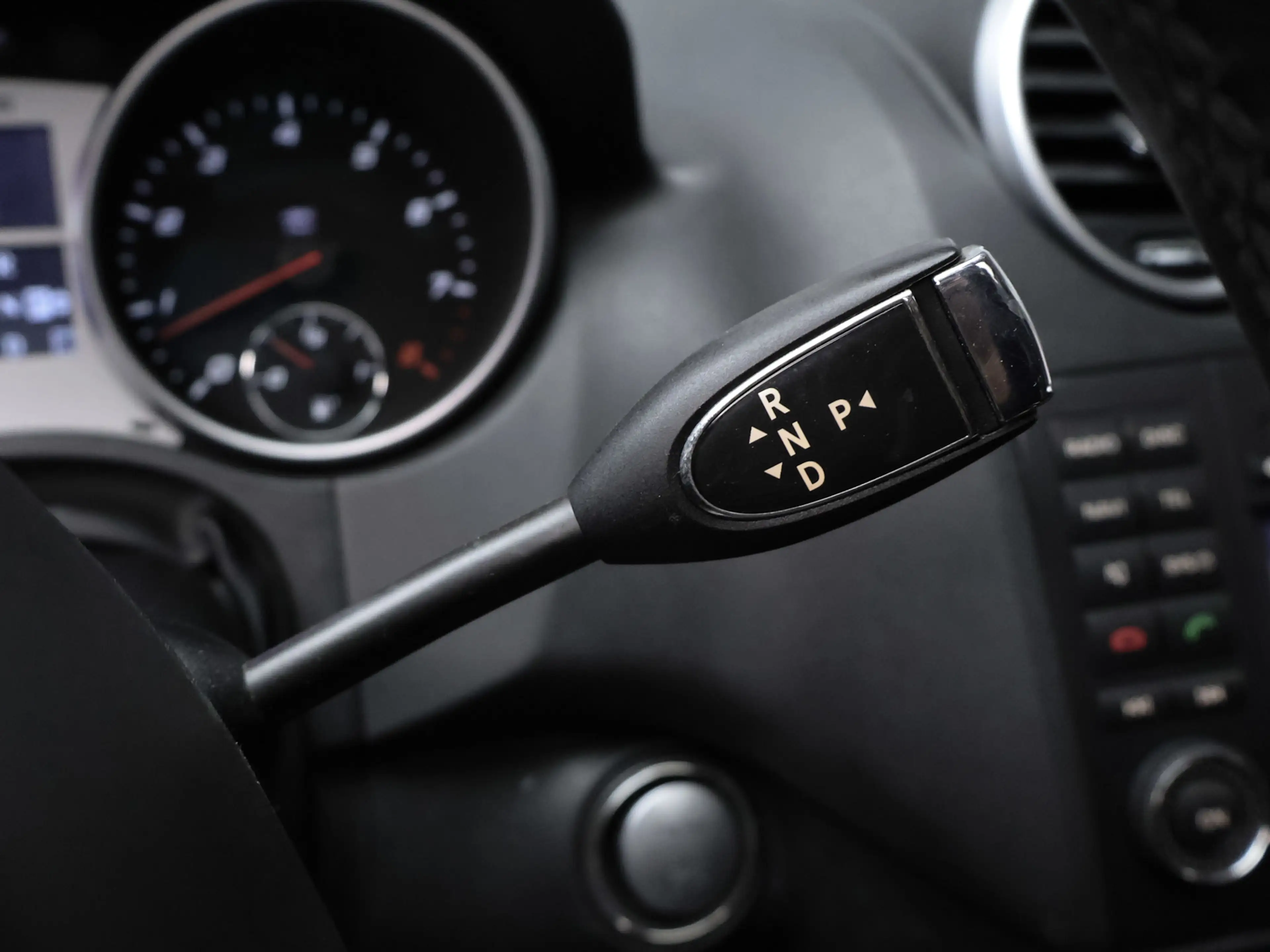Mercedes-Benz ML 63 AMG M-klasse sport (SCHUIFDAK,NAVI,CAMERA,STOELVERWARM — photo 11