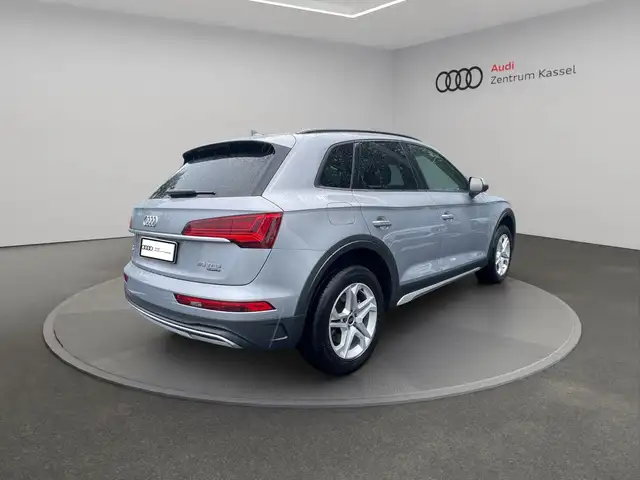 Audi Q5 view 7