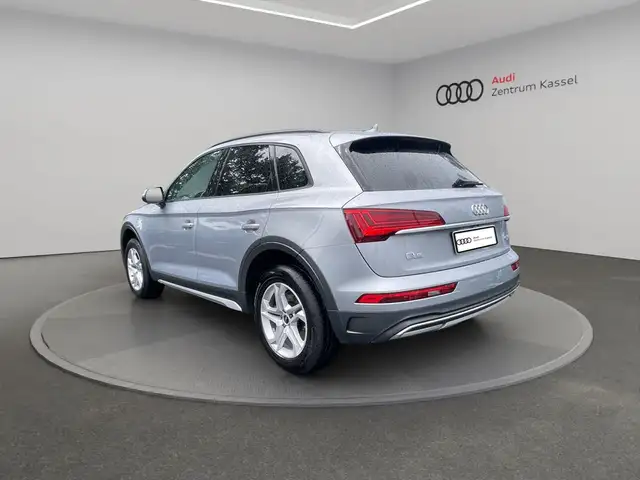 Audi Q5 view 5