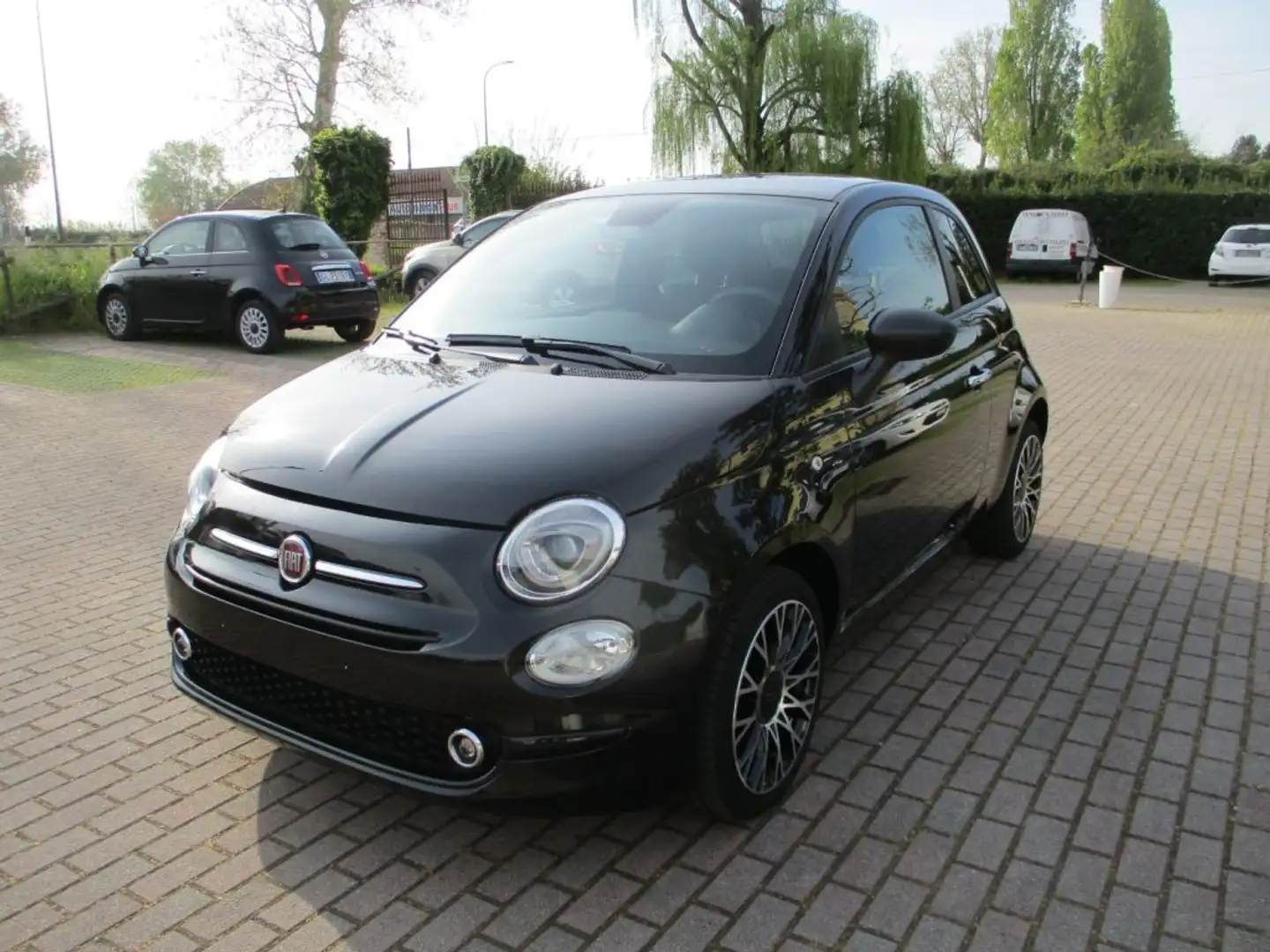 Fiat 500 1.0 Hybrid CarPlay/Sensori/Cerchi16 Nero - 2