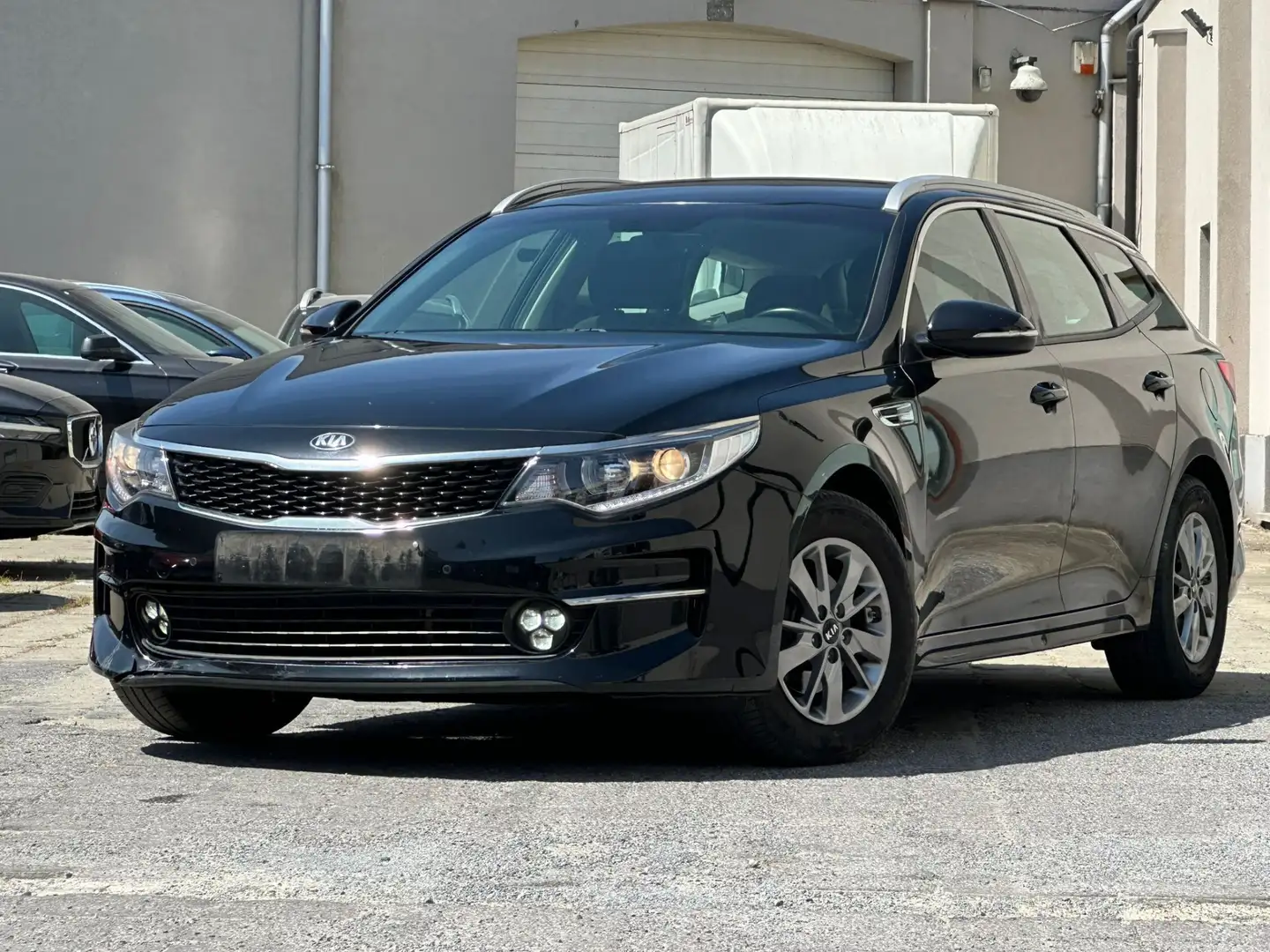 Kia Optima SW 1.7 CRDi ISG 141 ch Premium Business - 1