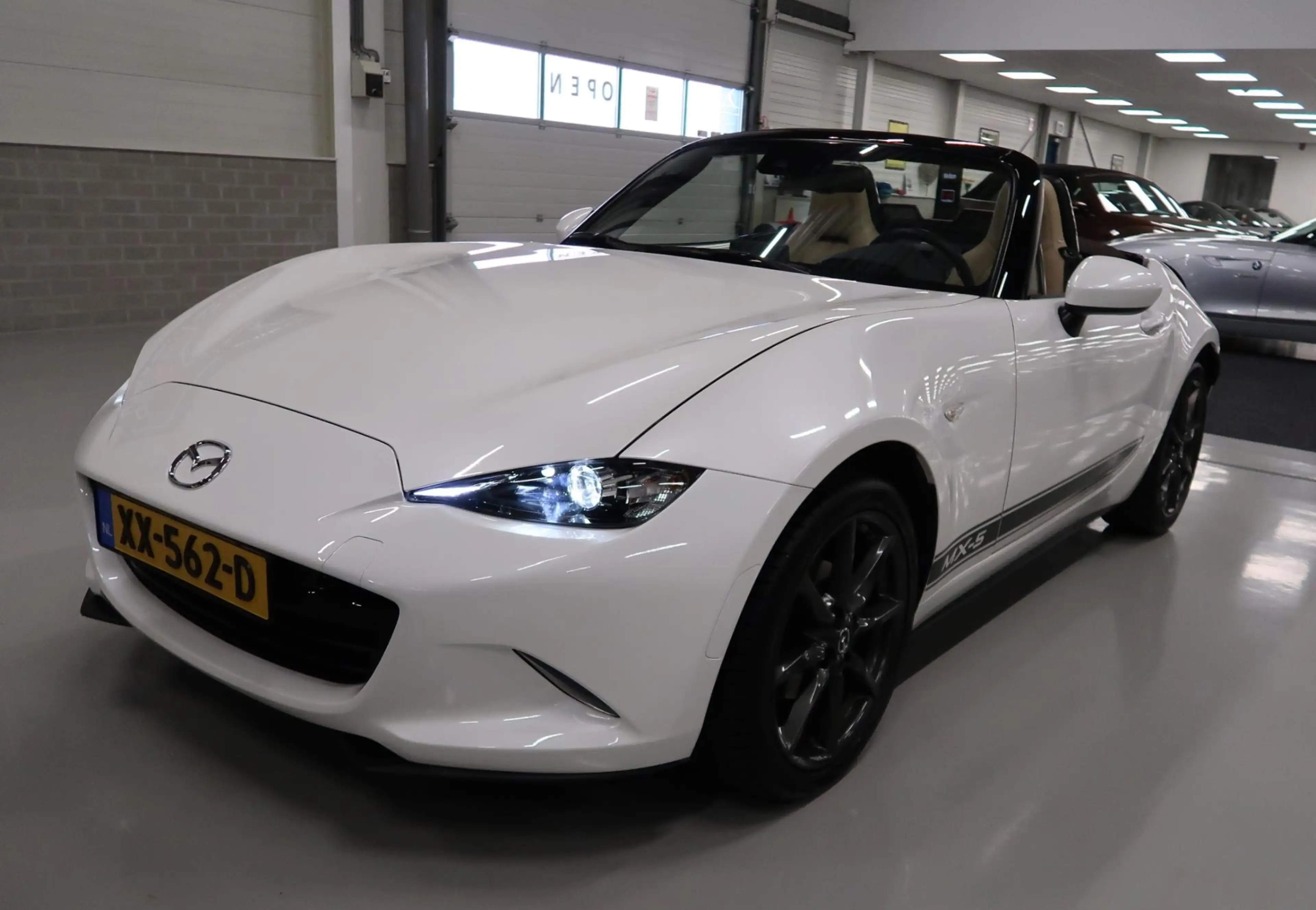 Mazda MX-5 1.5 SkyActiv-G 132 Chairo Bose Camera NL-auto Navi — photo 26