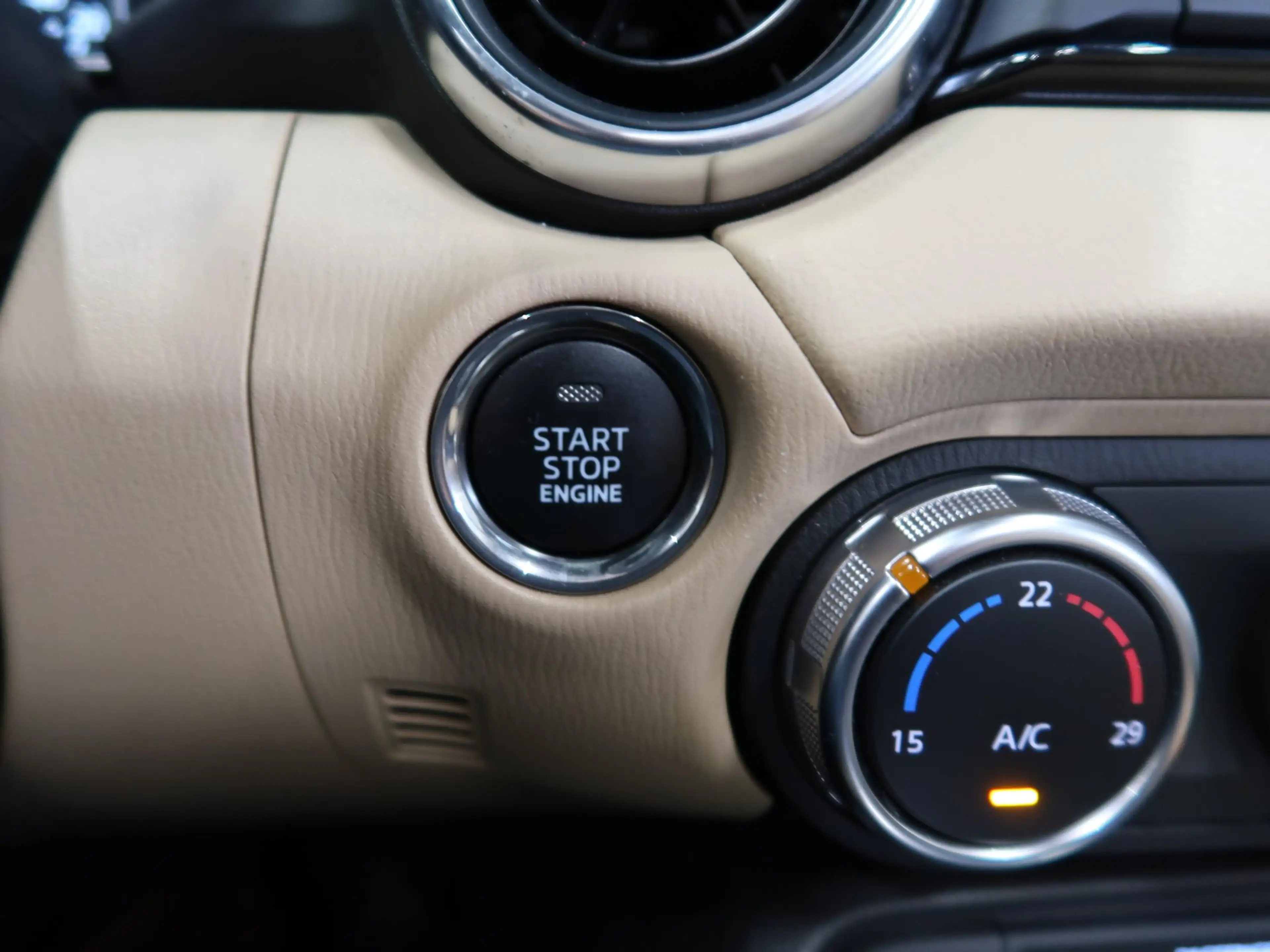 Mazda MX-5 1.5 SkyActiv-G 132 Chairo Bose Camera NL-auto Navi — photo 19