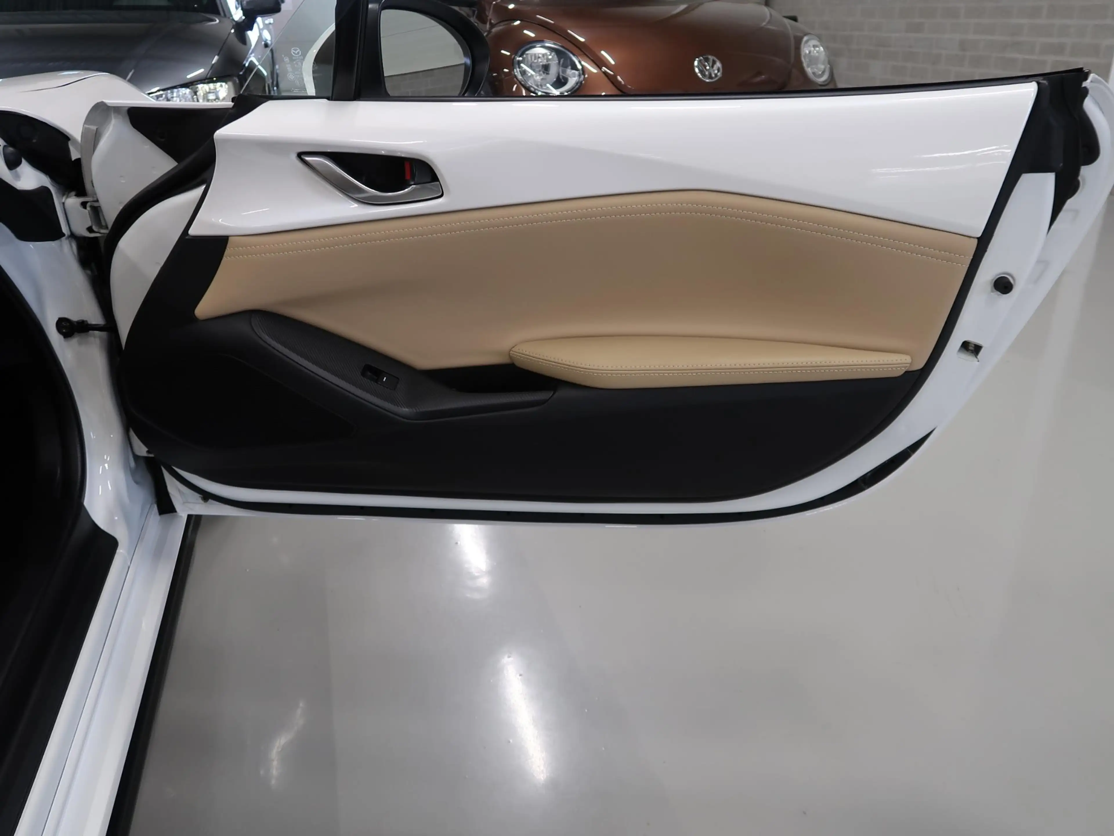 Mazda MX-5 1.5 SkyActiv-G 132 Chairo Bose Camera NL-auto Navi — photo 45