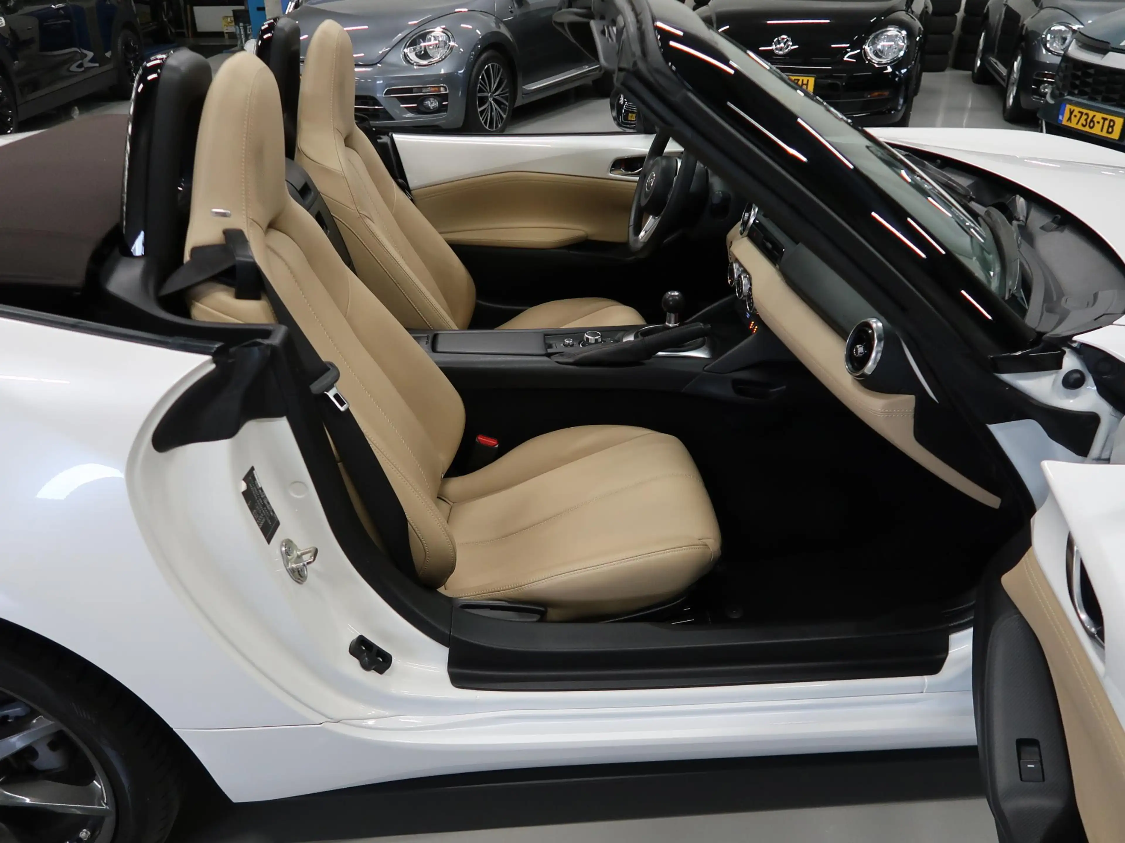 Mazda MX-5 1.5 SkyActiv-G 132 Chairo Bose Camera NL-auto Navi — photo 15