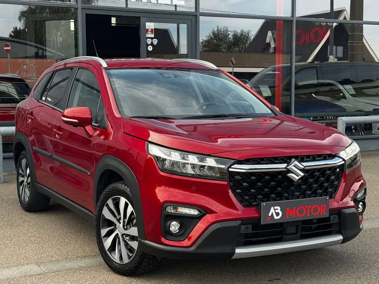 Suzuki S-Cross 2024