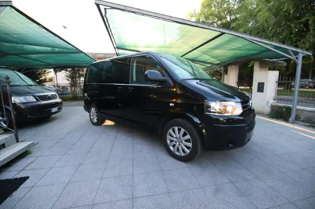 Volkswagen T5 VW T5 2.0Tdi 140cv 9Posti Euro5 Klima