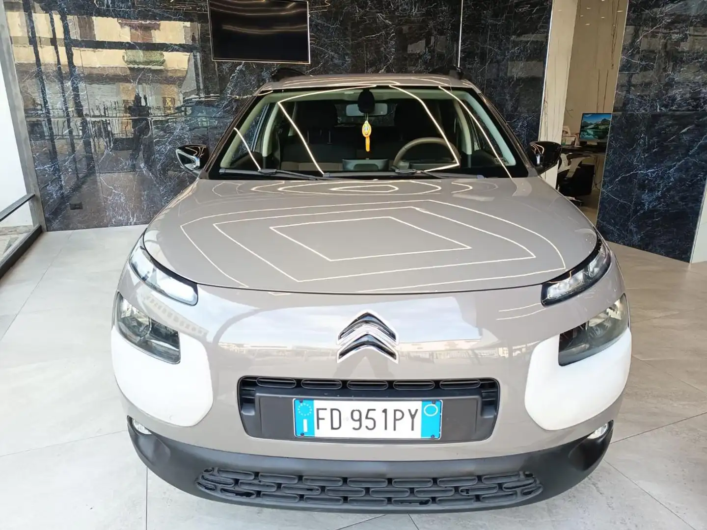 Citroen C4 Cactus PureTech 82 Shine Gris - 1