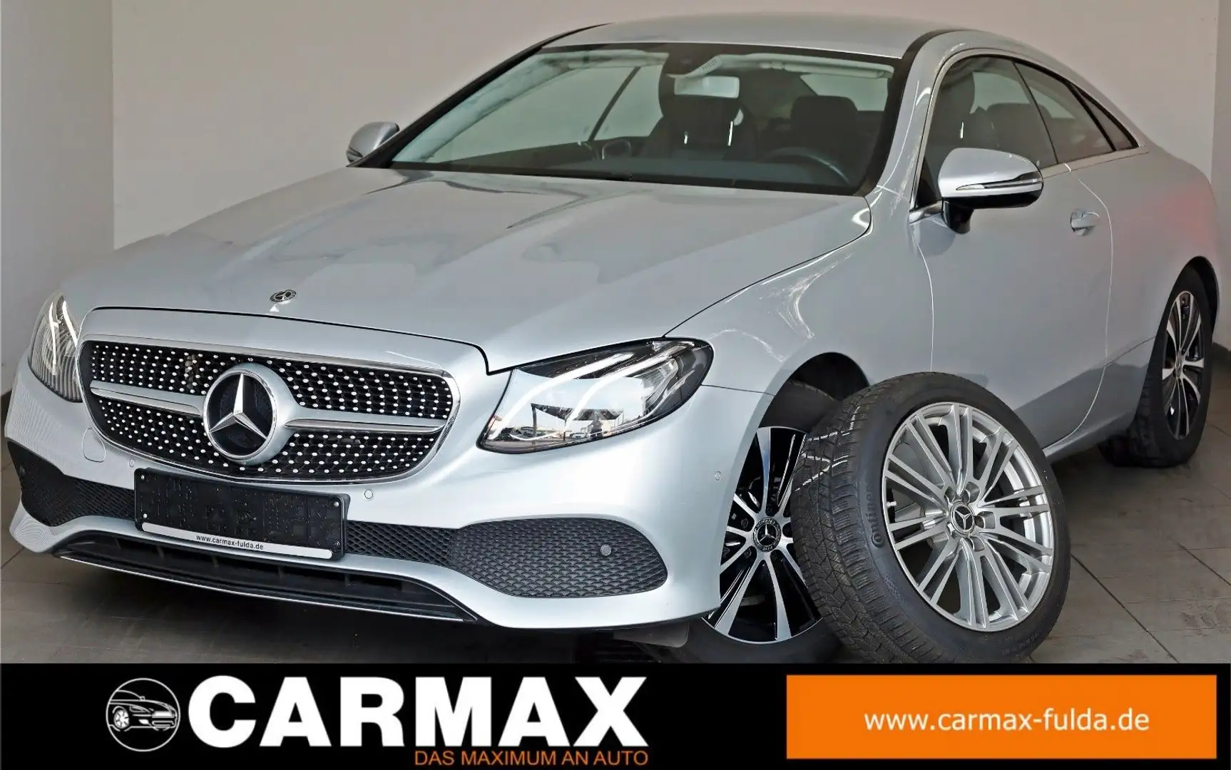 Mercedes-Benz E 200 CoupeAvantgarde,T.Leder,Navi,LED,Kamera,WR Silber - 1