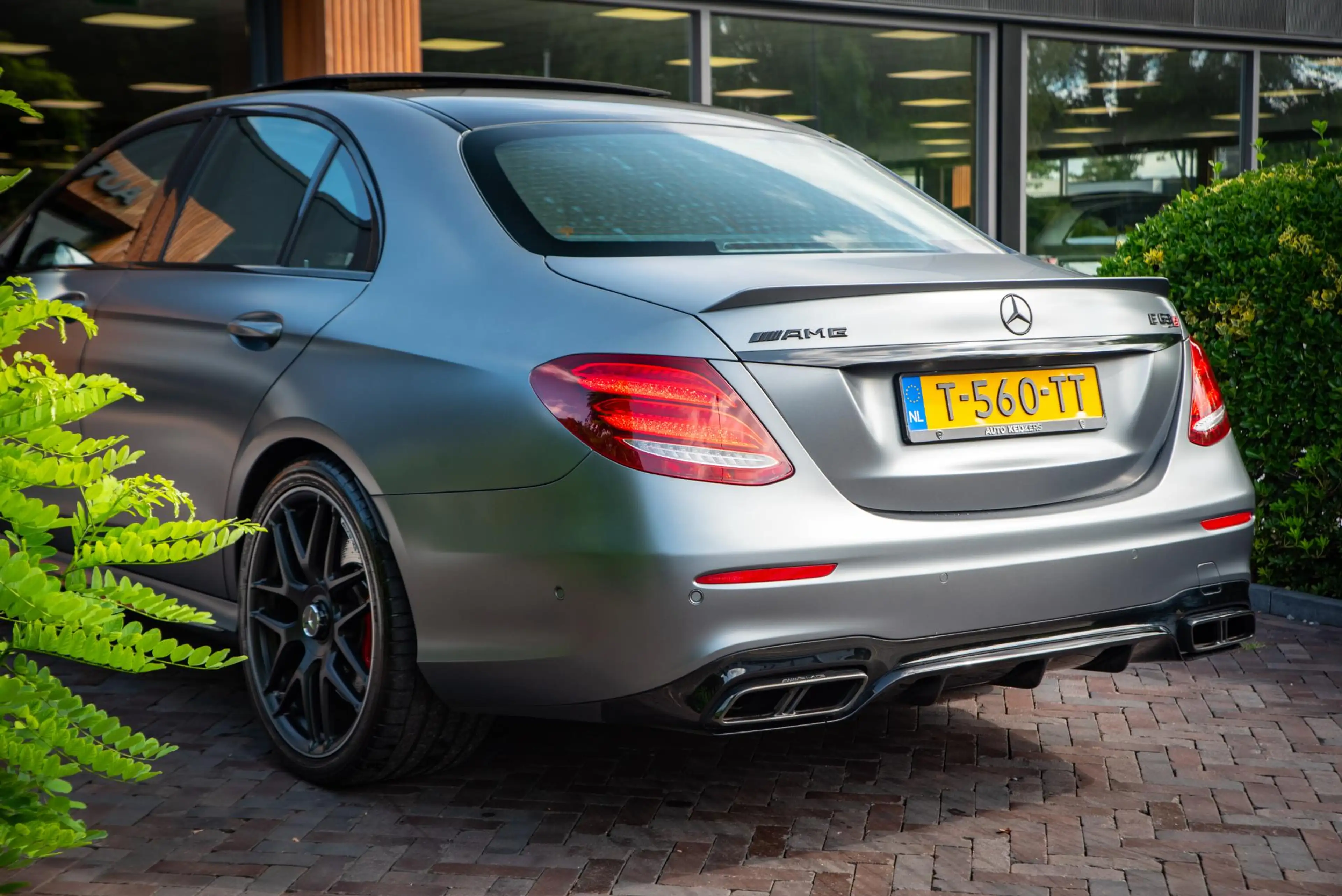 Mercedes-Benz E 63 AMG S 4MATIC+ Burmester Pano Widescreen Ambient 360 Ca — photo 33