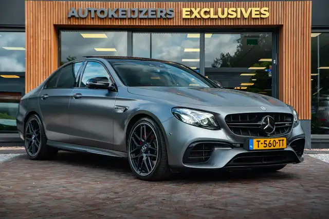 Mercedes-Benz E 63 AMG S 4MATIC+ Burmester Pano Widescreen Ambient 360 Ca
