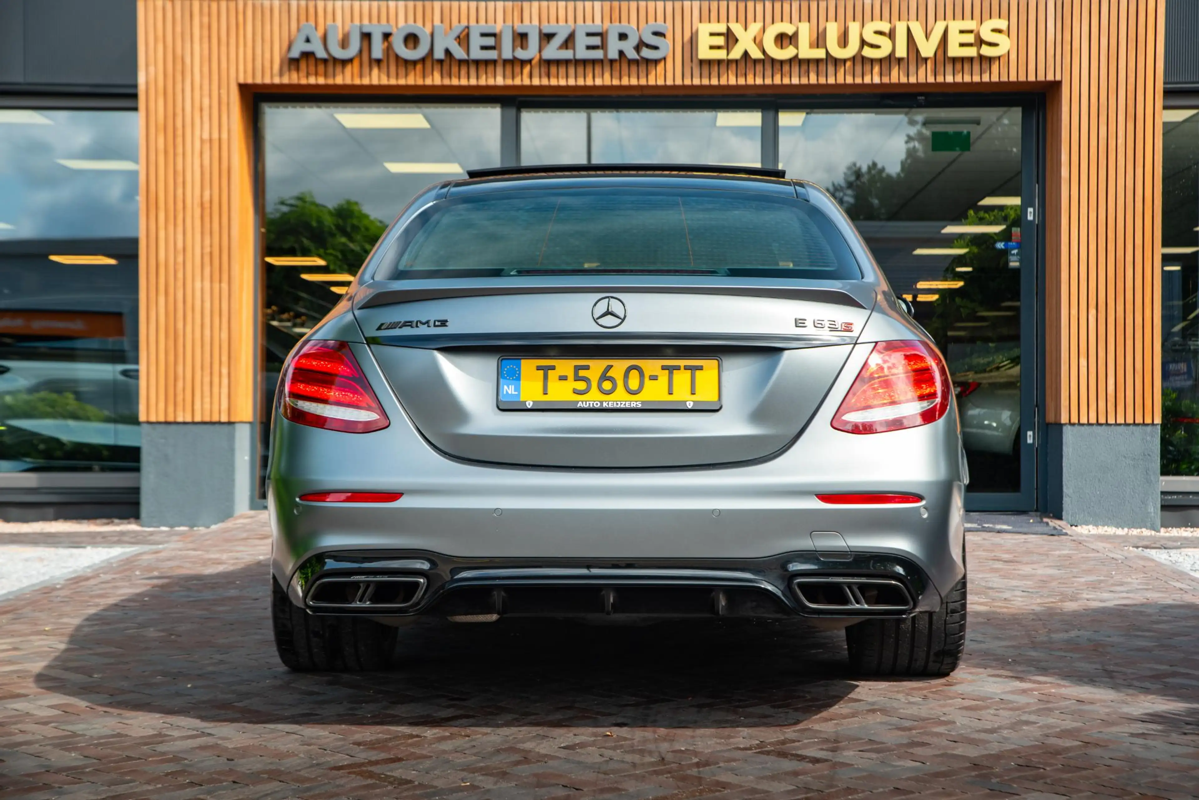 Mercedes-Benz E 63 AMG S 4MATIC+ Burmester Pano Widescreen Ambient 360 Ca — photo 6