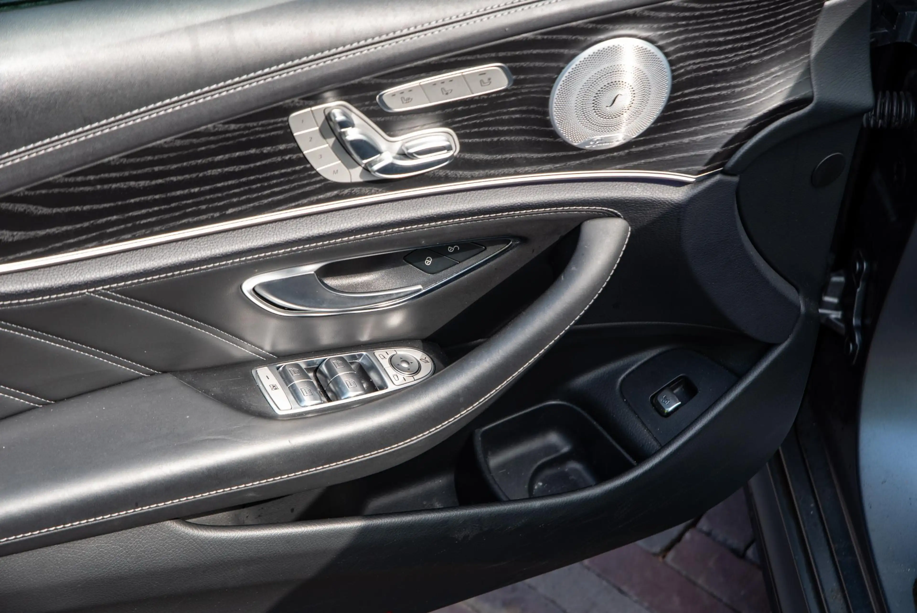 Mercedes-Benz E 63 AMG S 4MATIC+ Burmester Pano Widescreen Ambient 360 Ca — photo 14