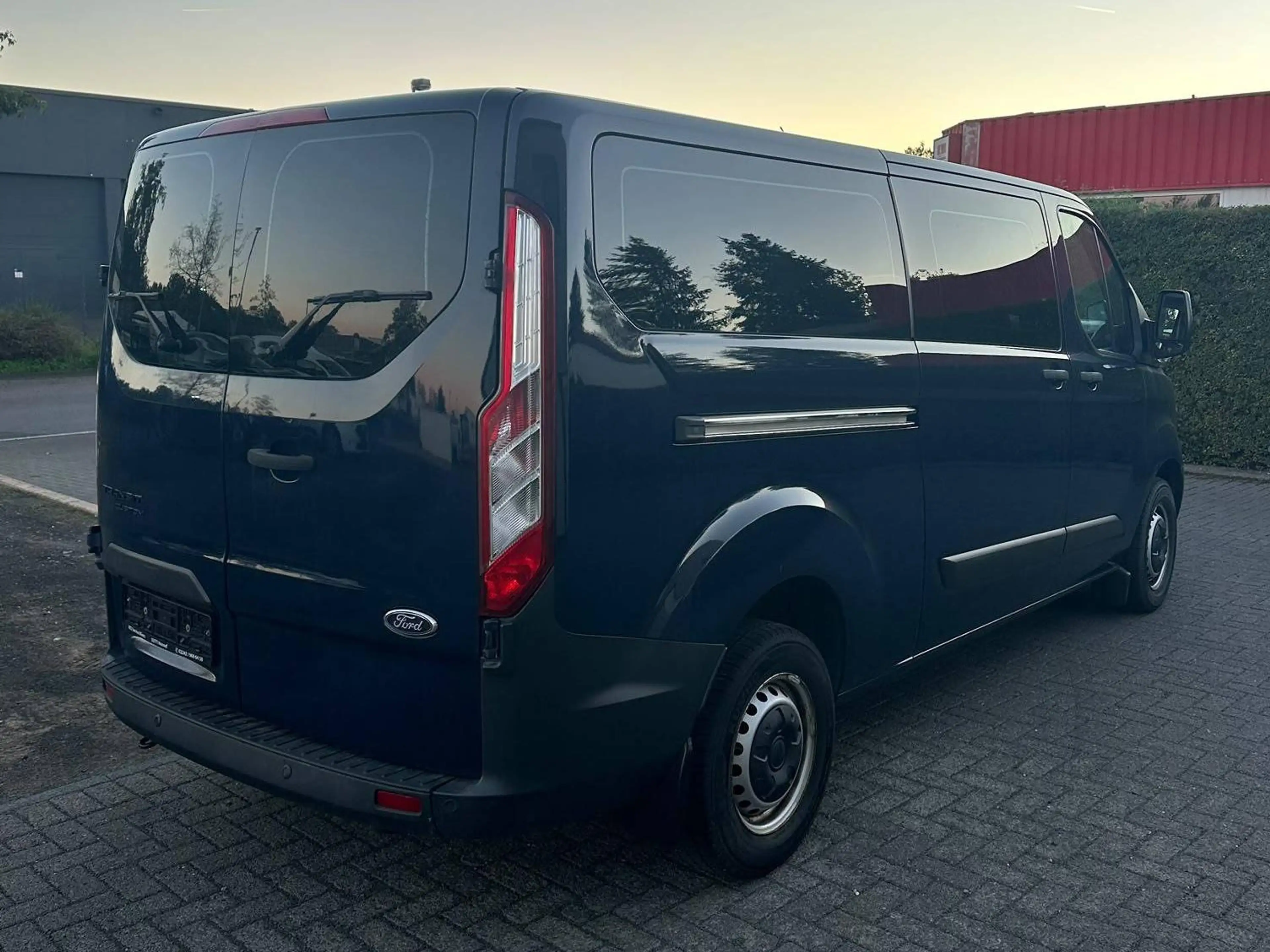 Ford Tourneo Custom 310 L2 — photo 12