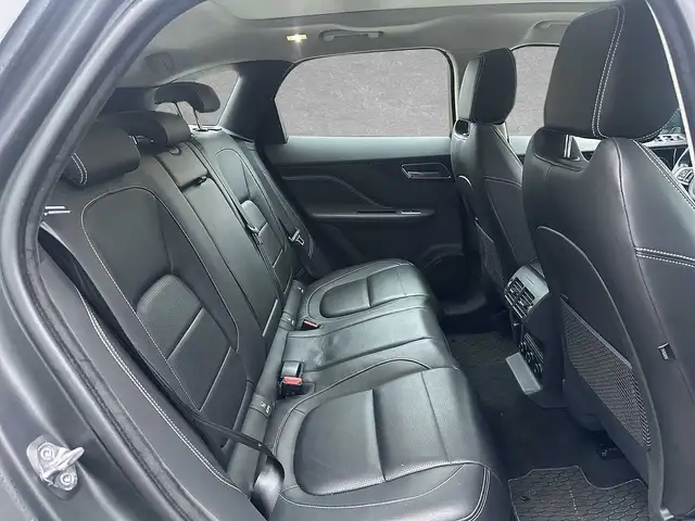 Jaguar F-Pace view 5