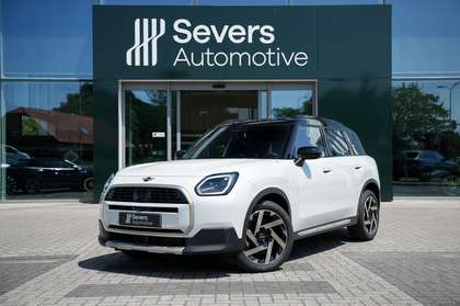 MINI Countryman C XL Pakket Favoured | Panorama dak | Driving Assist