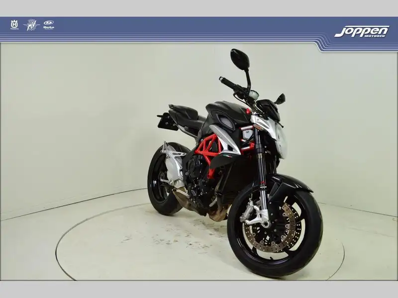 MV Agusta Brutale 800 - foto 2