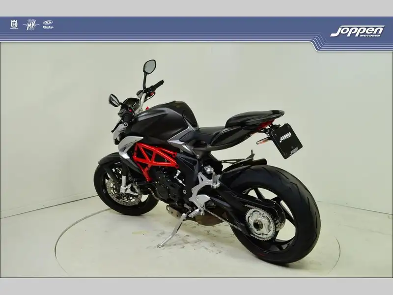 MV Agusta Brutale 800 - foto 5