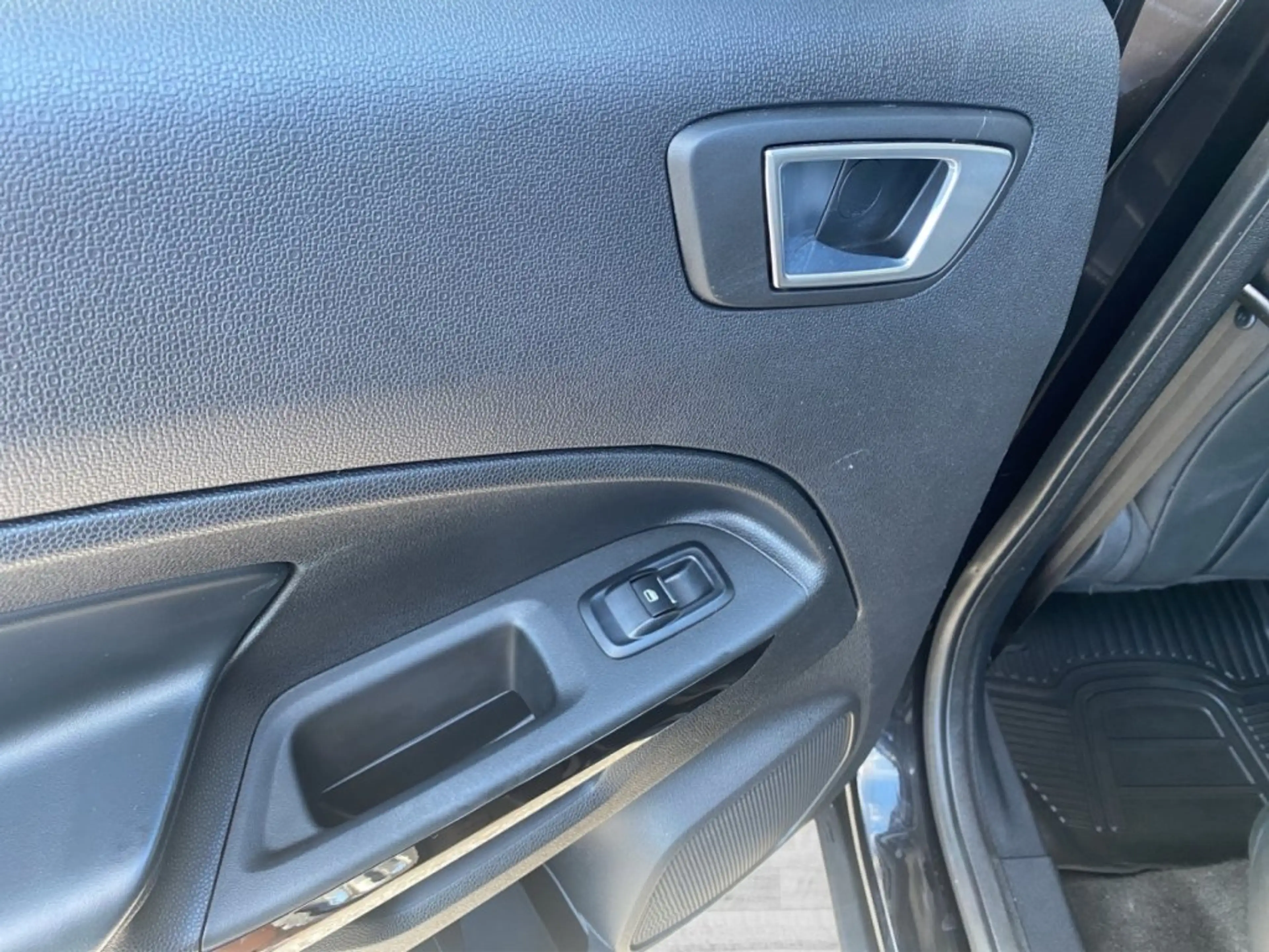 Ford EcoSport 1,0EcoBoost Titanium 125PS *Winterpaket *AHK — photo 7