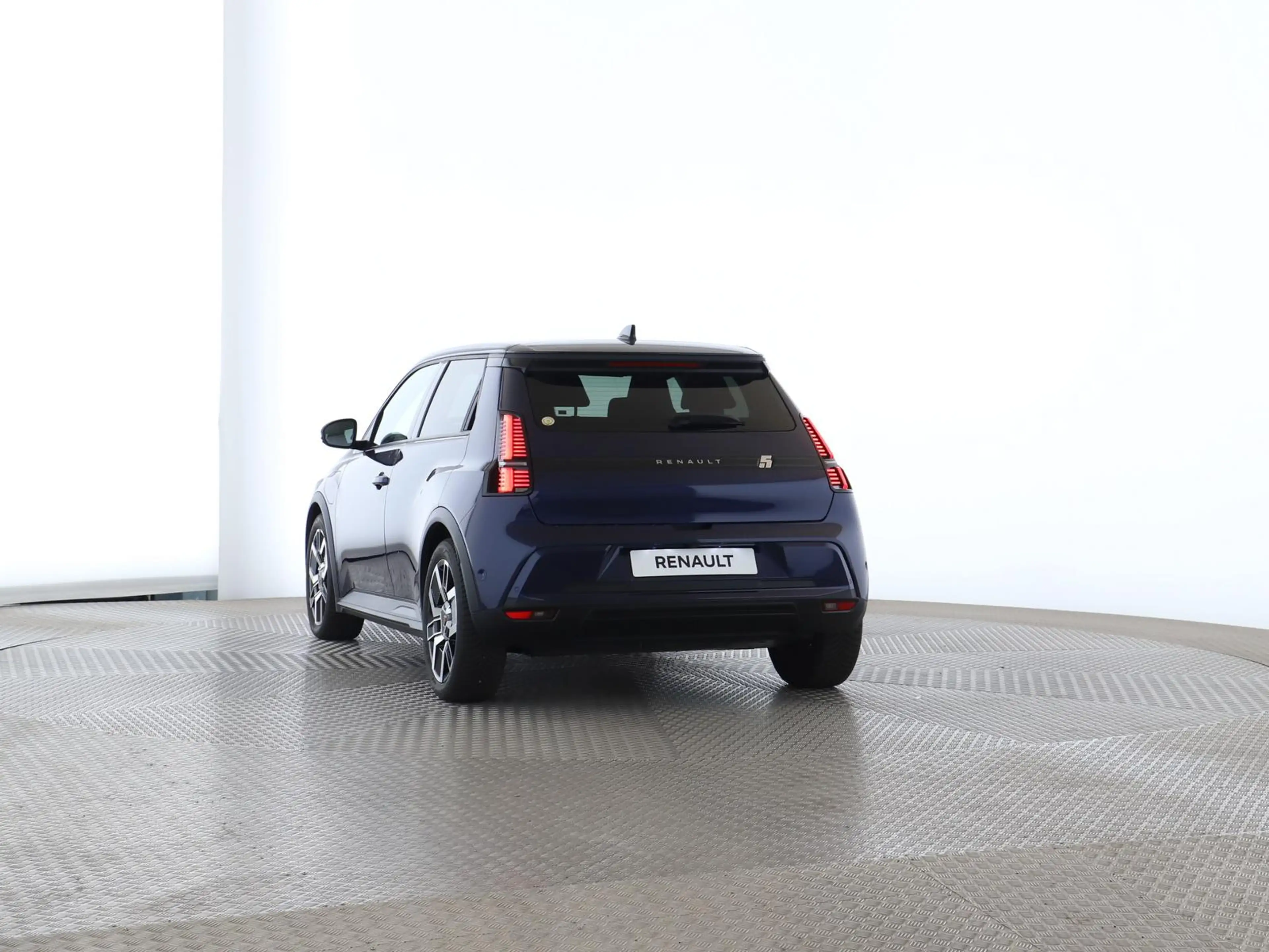 Renault R 5 comfort range techno 52 kWh — photo 3