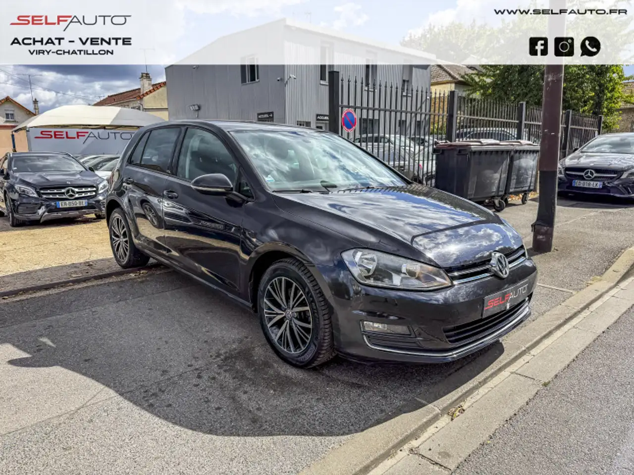 Volkswagen Golf Standard Model — photo 3
