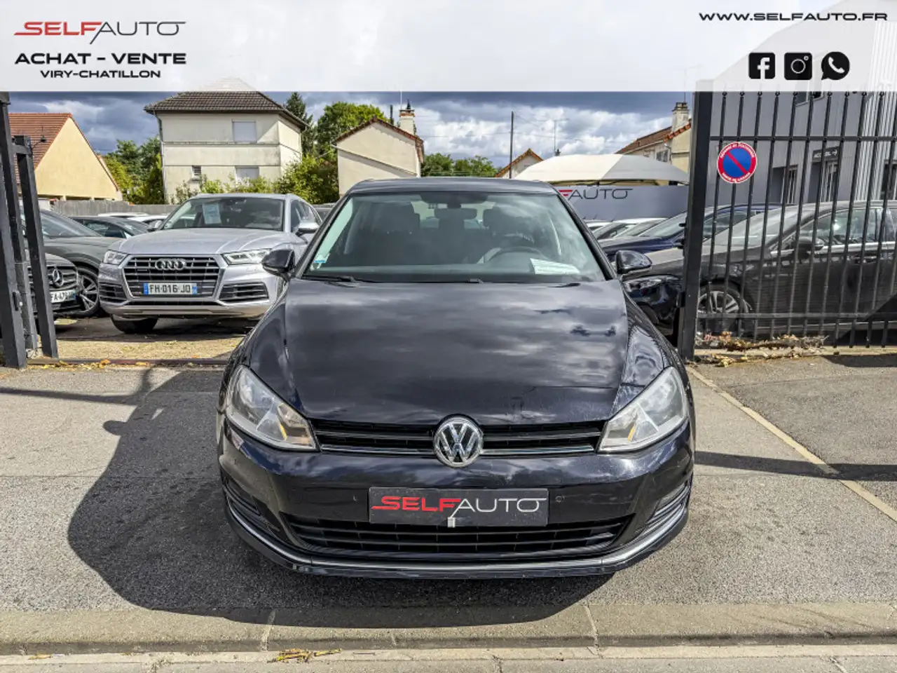 Volkswagen Golf Standard Model — photo 2