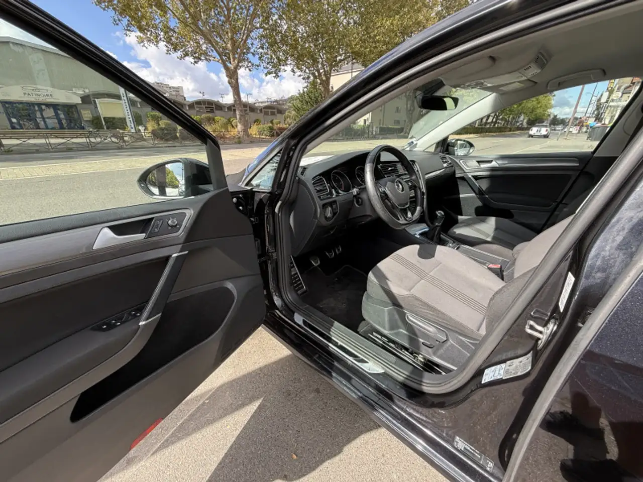 Volkswagen Golf Standard Model — photo 4