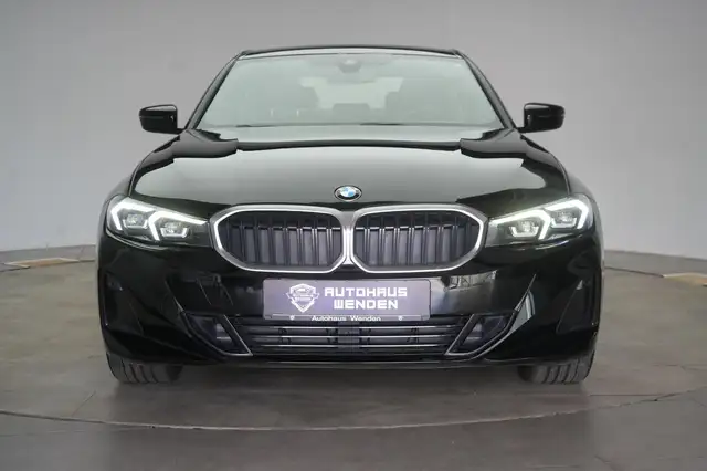 BMW 3 Series view 2