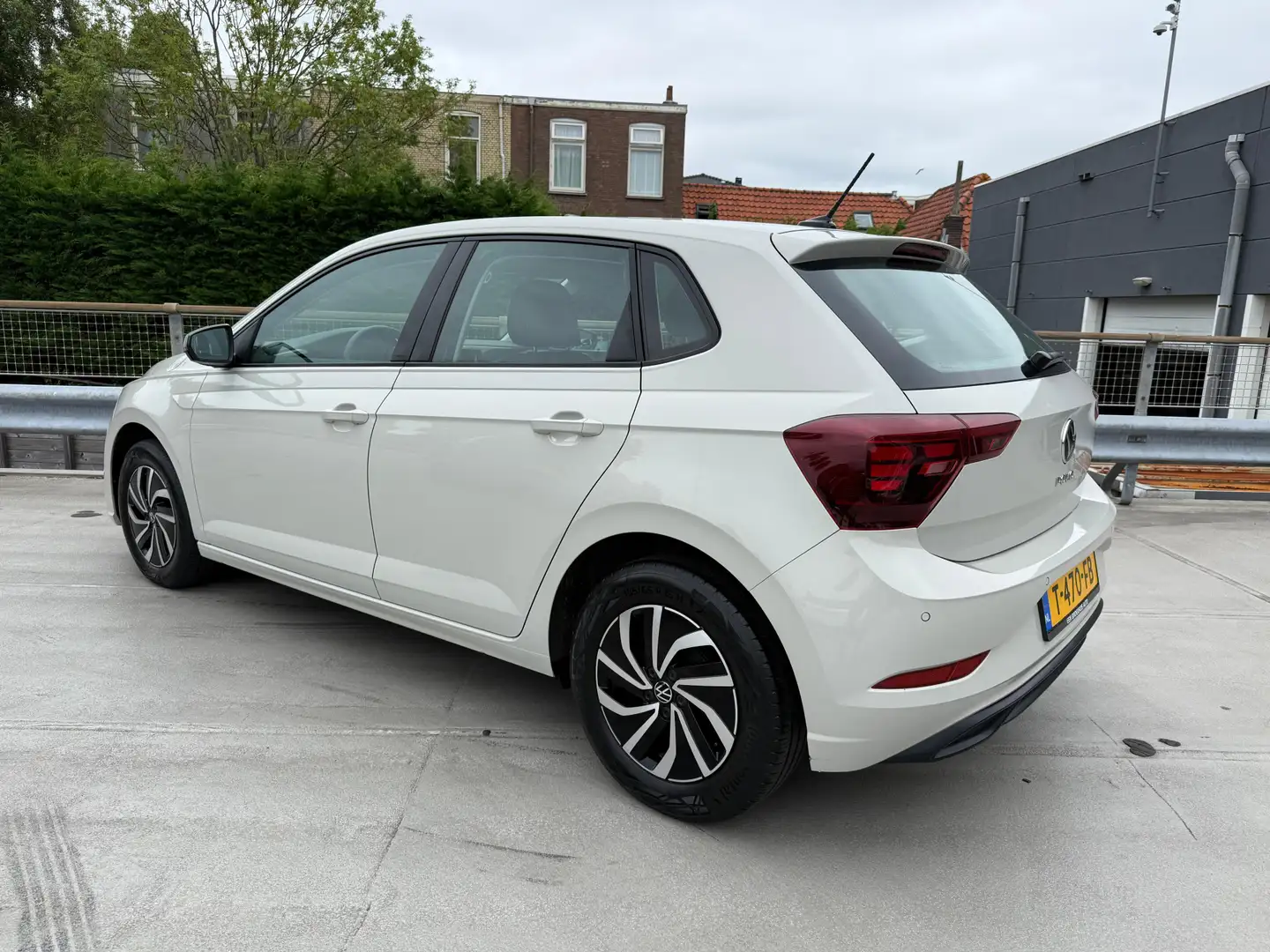 Volkswagen Polo 1.0 96PK TSI Life | ACC | Airco | PDC V+A | Apple Grijs - 2