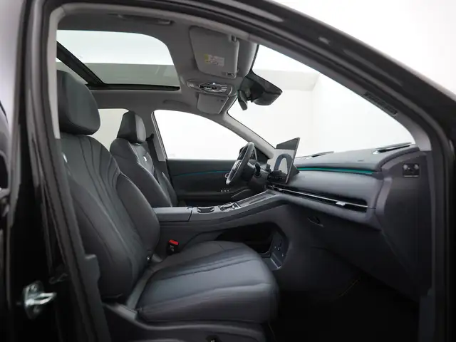 Geely Starray Em-I view 3