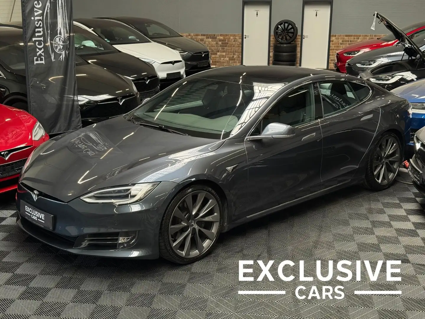 Tesla Model S MODEL S RAVEN | 21INCH |  AUTOPILOT 3 |  CCS | Gris - 1