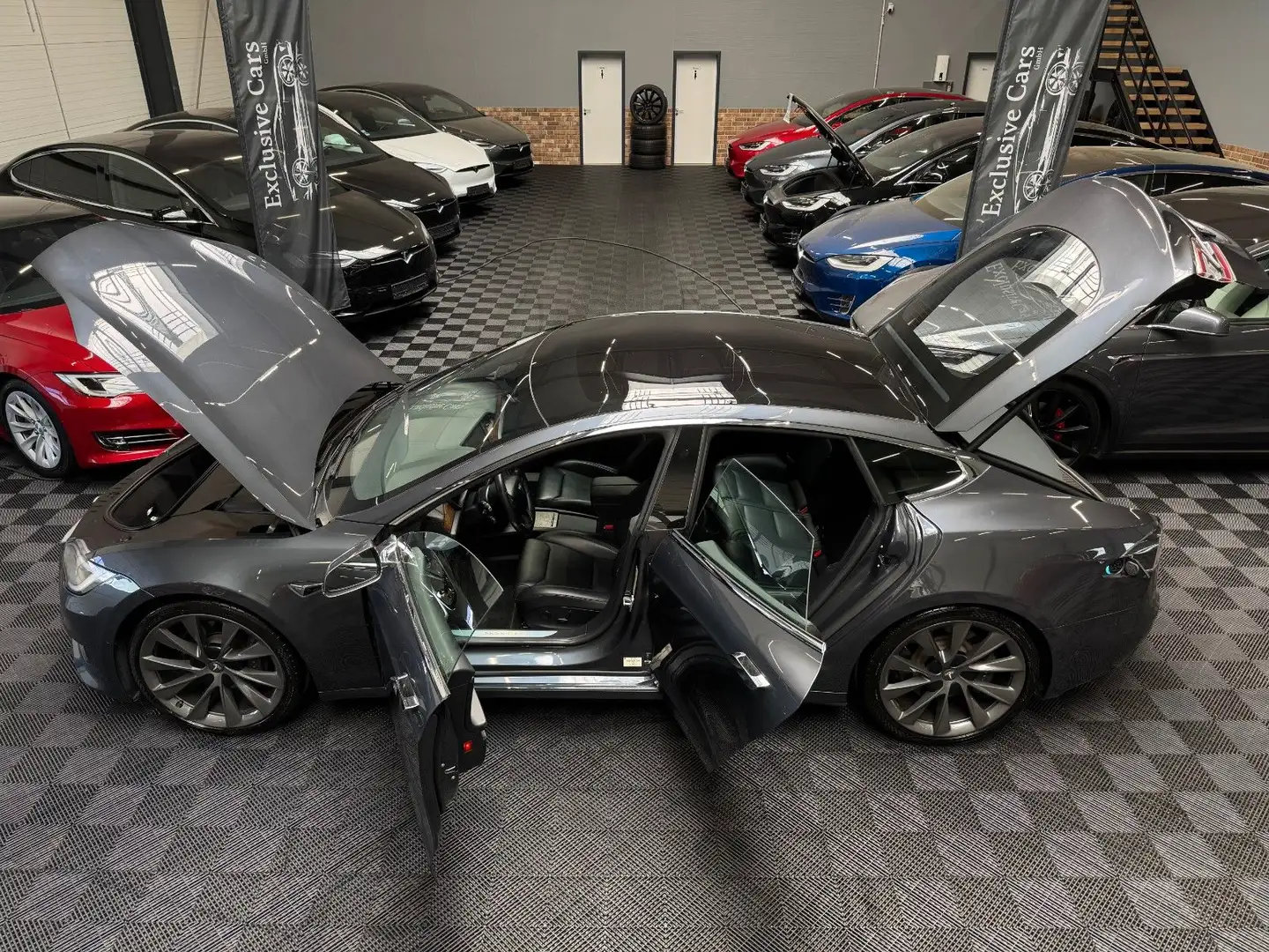 Tesla Model S MODEL S RAVEN | 21INCH |  AUTOPILOT 3 |  CCS | Gris - 2