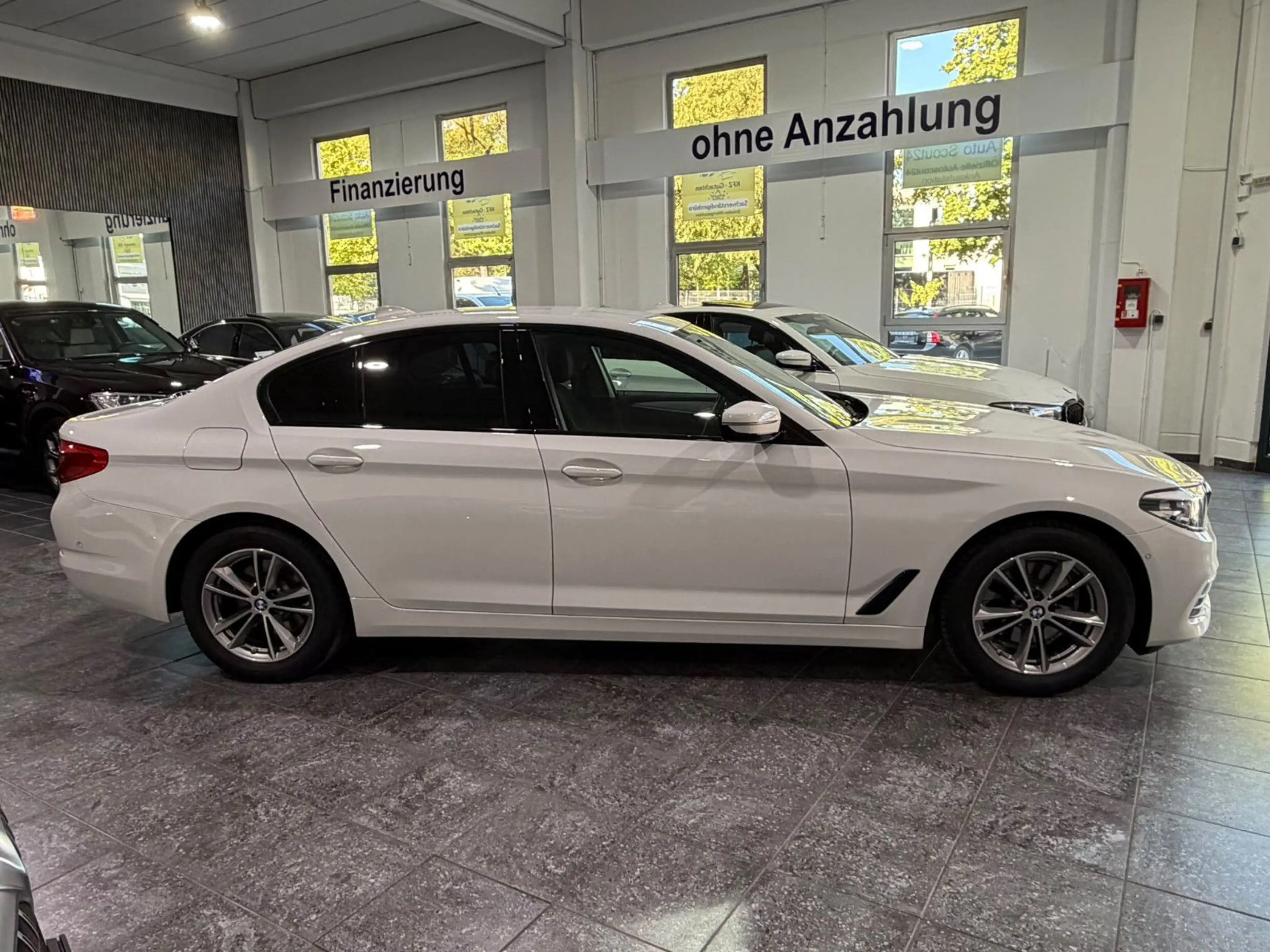 BMW 520 i Automatik*LED*Navi*Driv.Assist.*RFK*2.Hand — photo 6