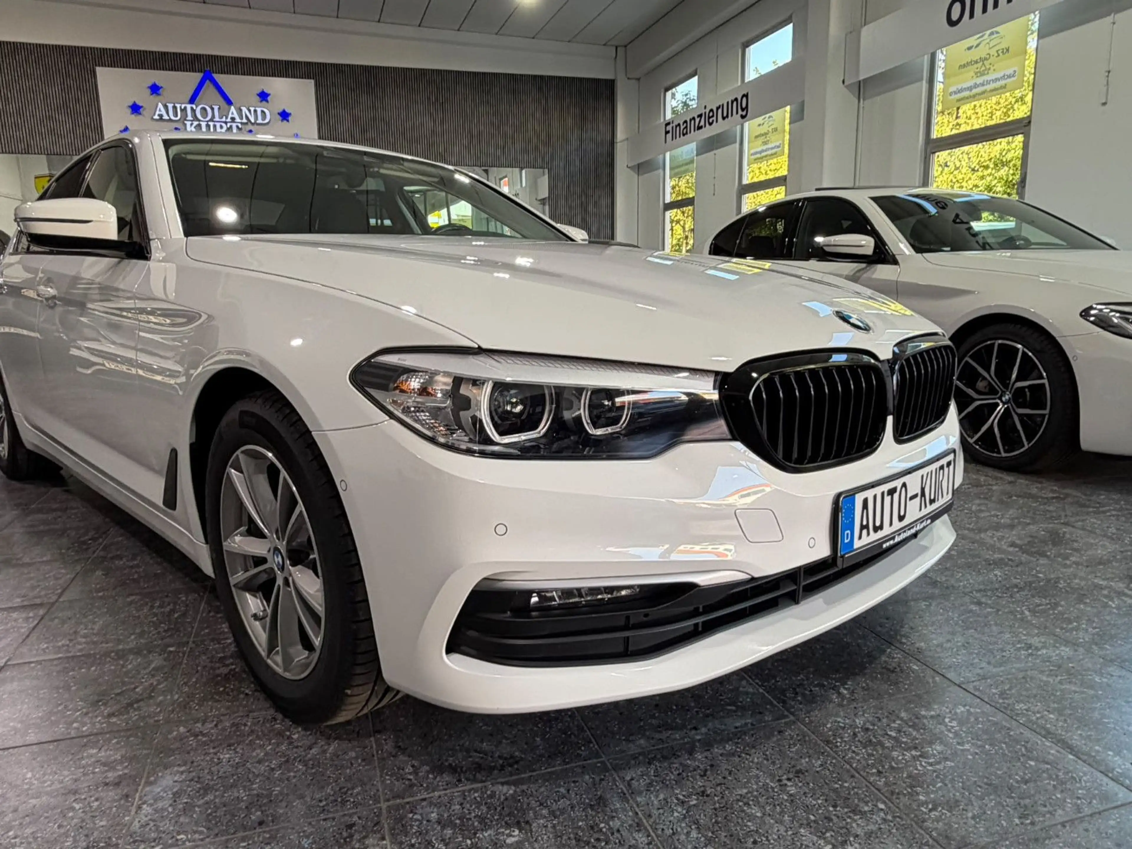 BMW 520 i Automatik*LED*Navi*Driv.Assist.*RFK*2.Hand — photo 3