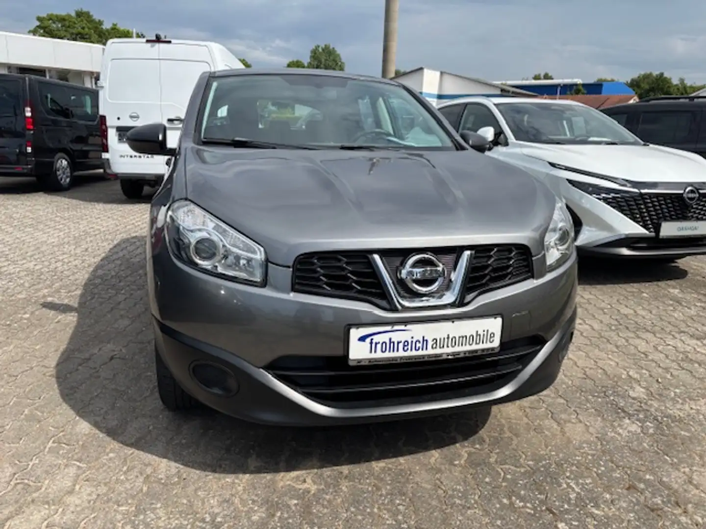 Nissan Qashqai 1.6 visia Tempomat Gris - 2