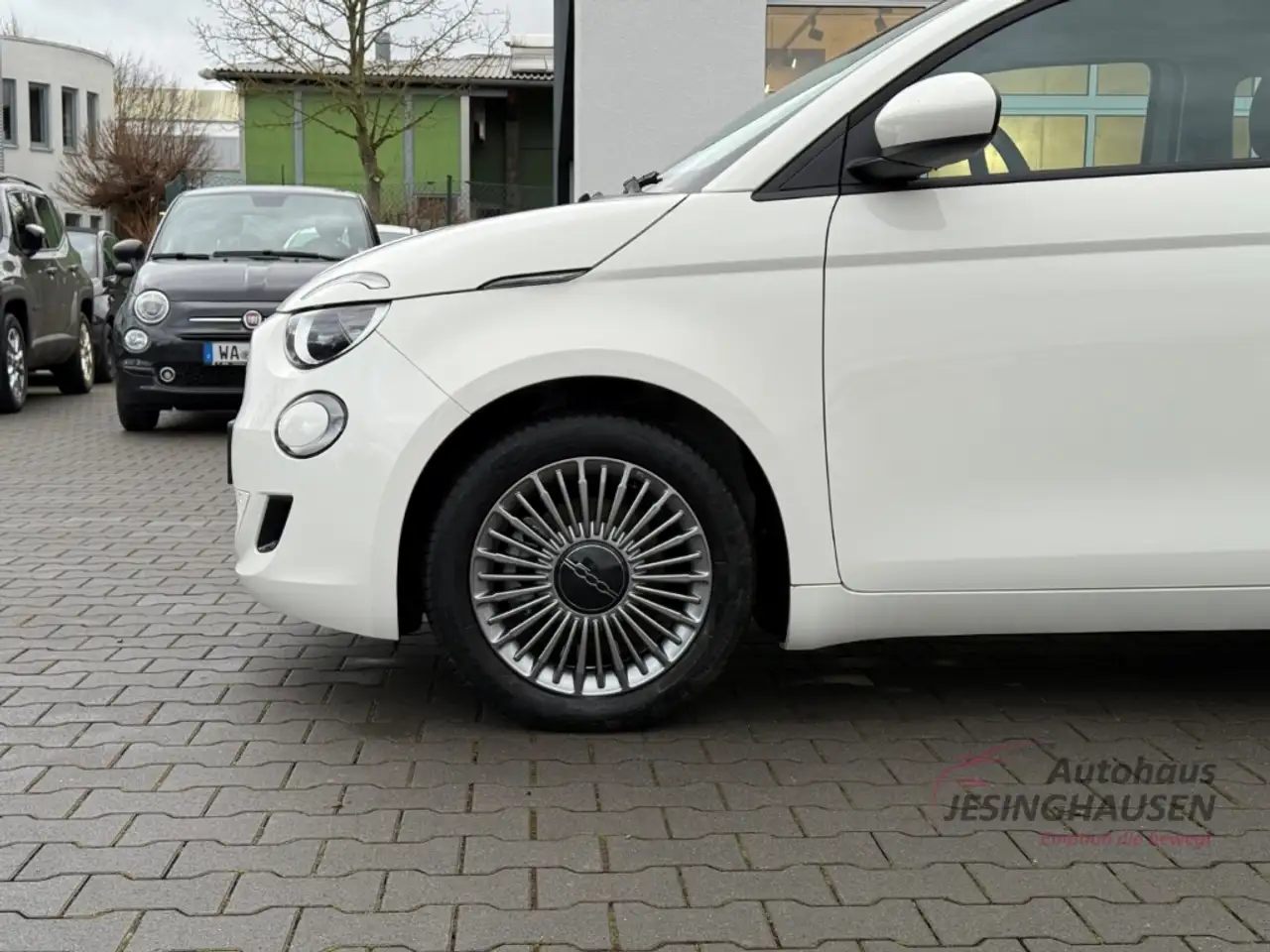 Fiat 500e +Keyless+Klimaaut.+Tempomat Apple CarPlay Android 9